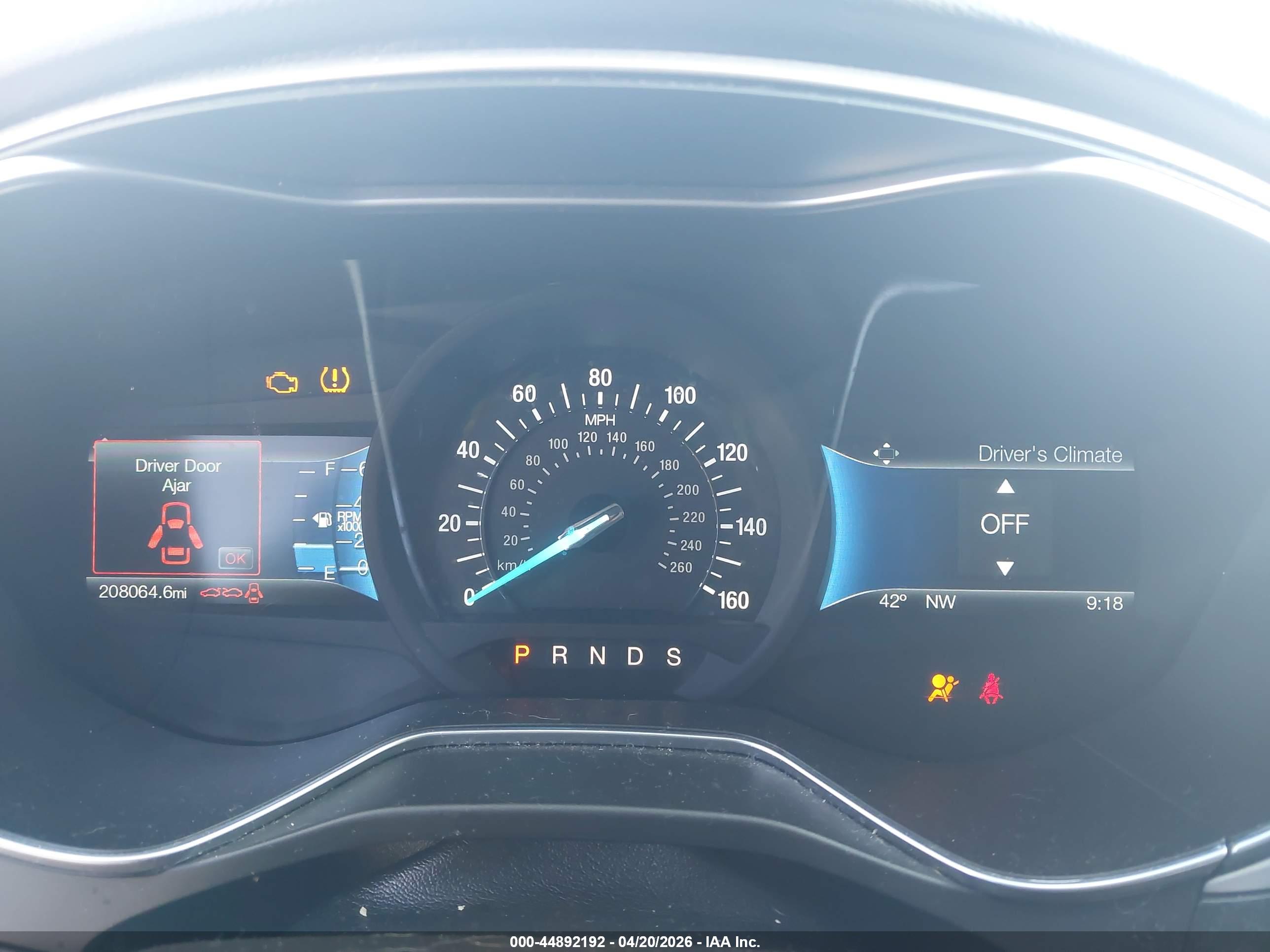 FORD FUSION image 7