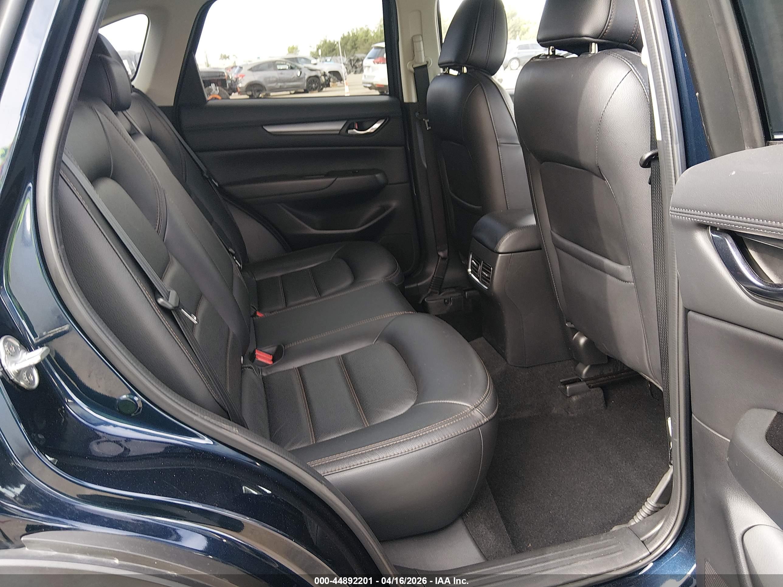 MAZDA CX-5 image 8