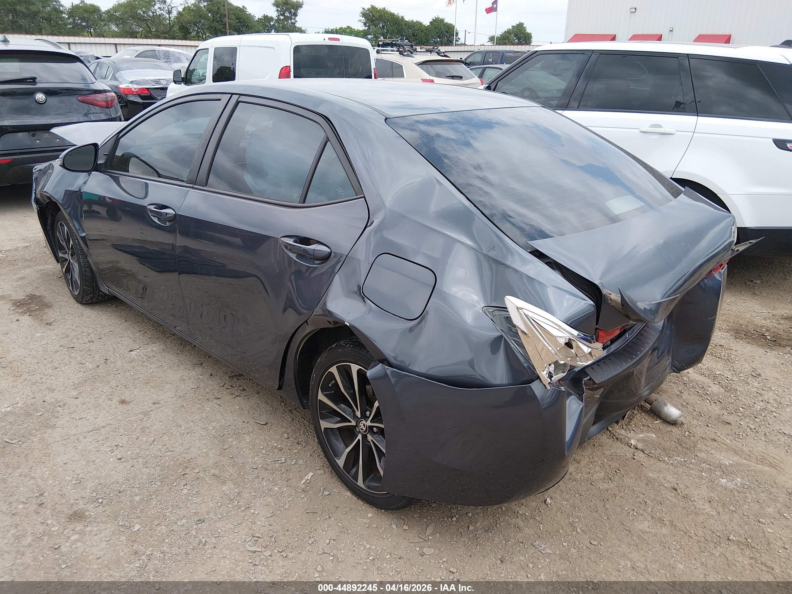 TOYOTA COROLLA image 3