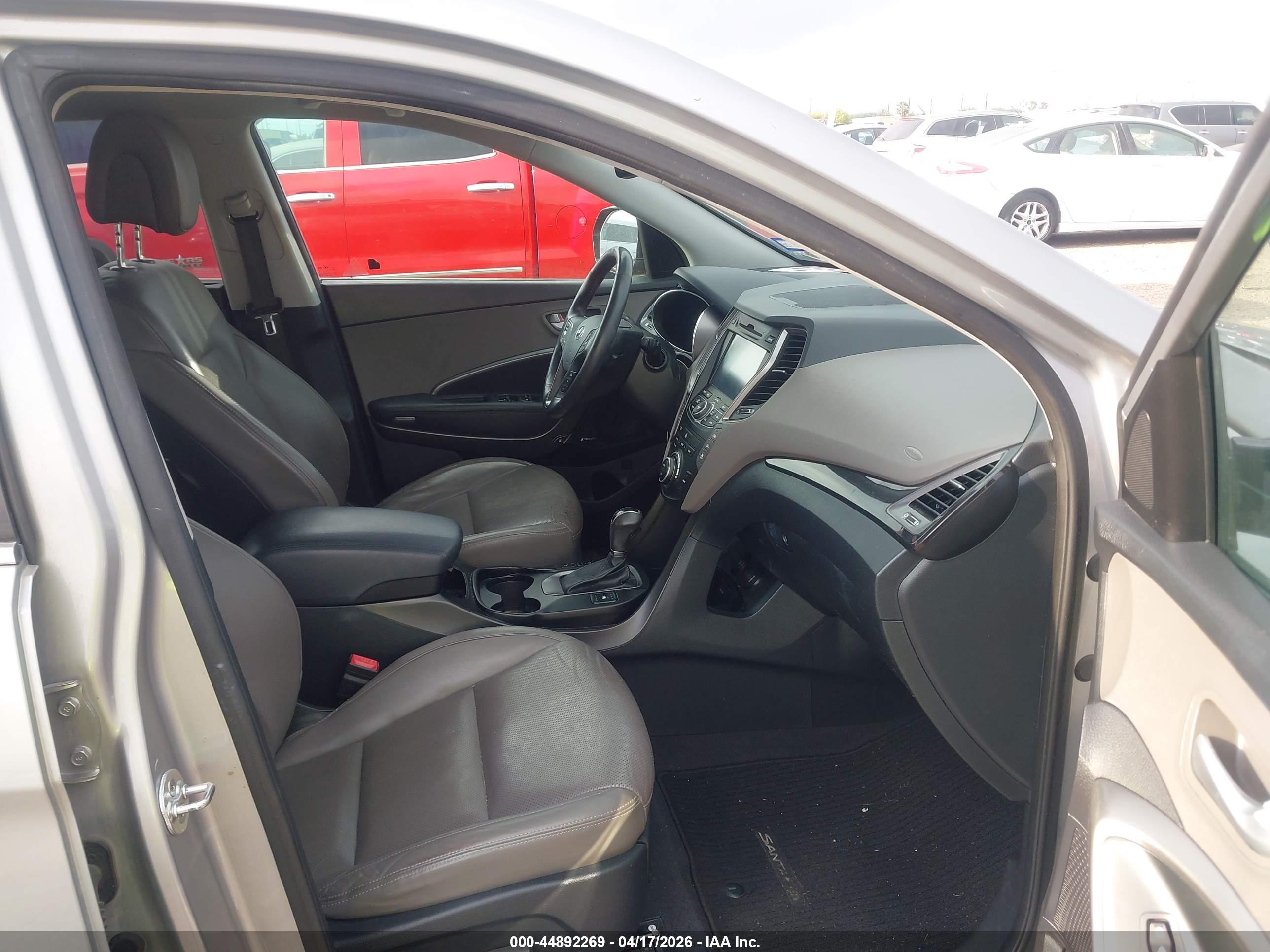 HYUNDAI SANTA image 5