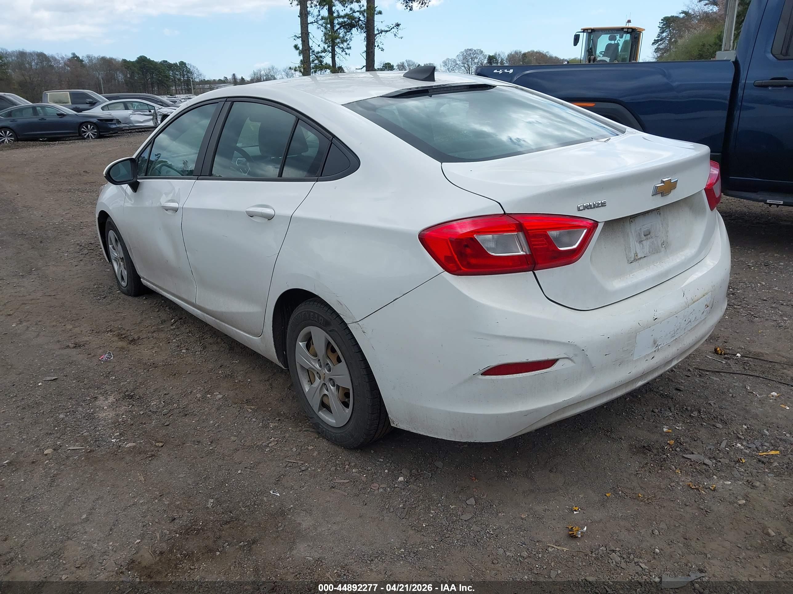 CHEVROLET CRUZE image 3