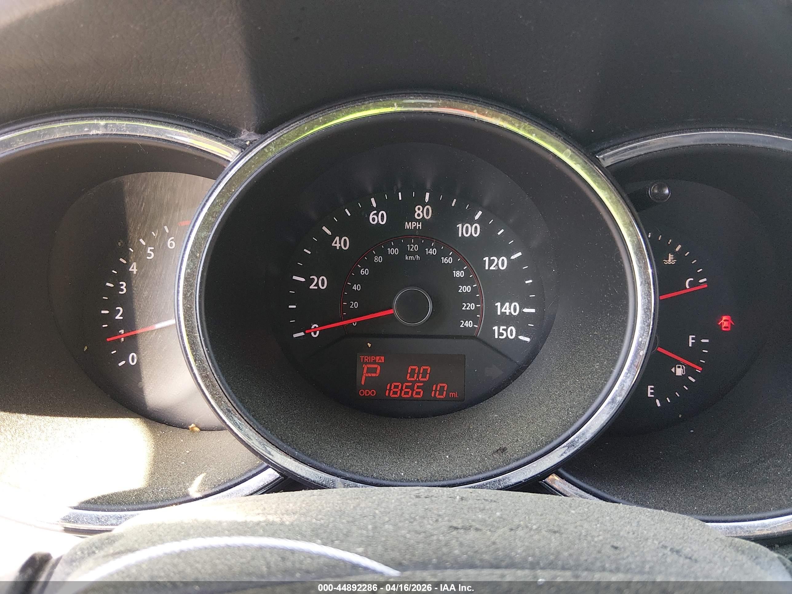 KIA SORENTO image 7