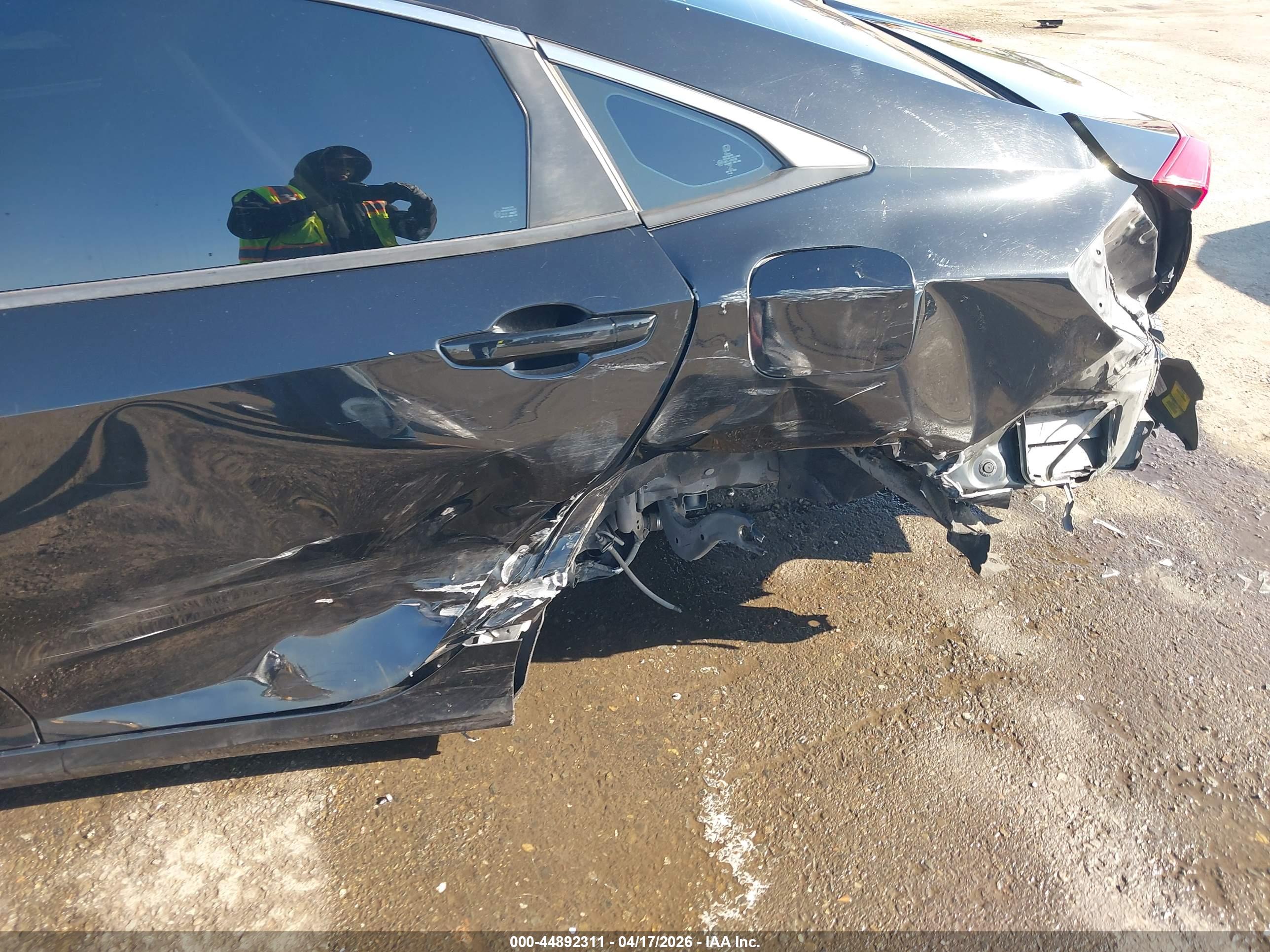 HONDA CIVIC image 6