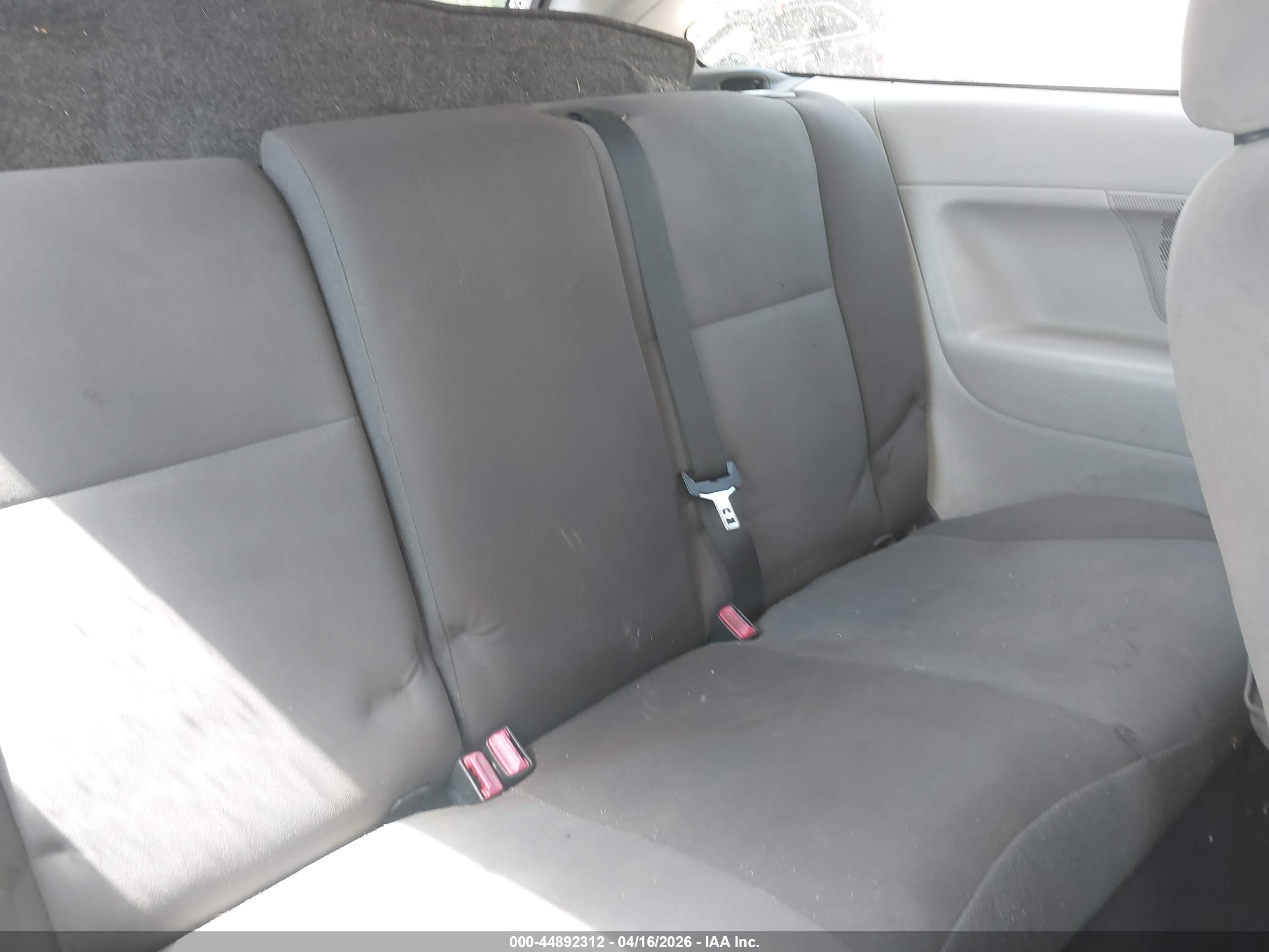FORD FOCUS image 8