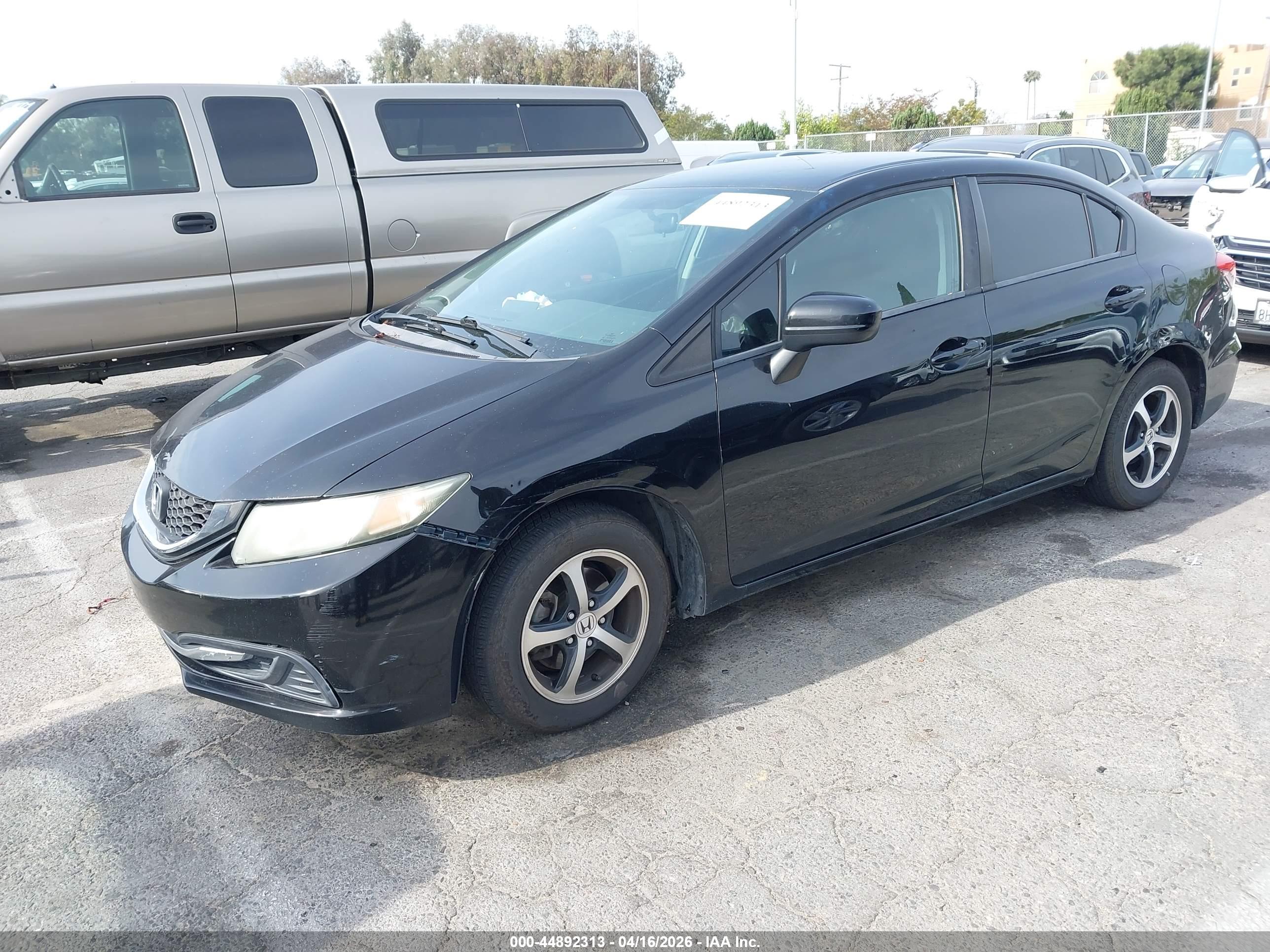 HONDA CIVIC image 2
