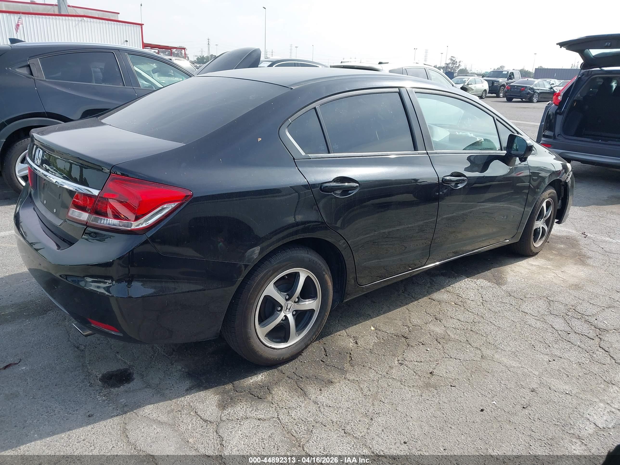 HONDA CIVIC image 4