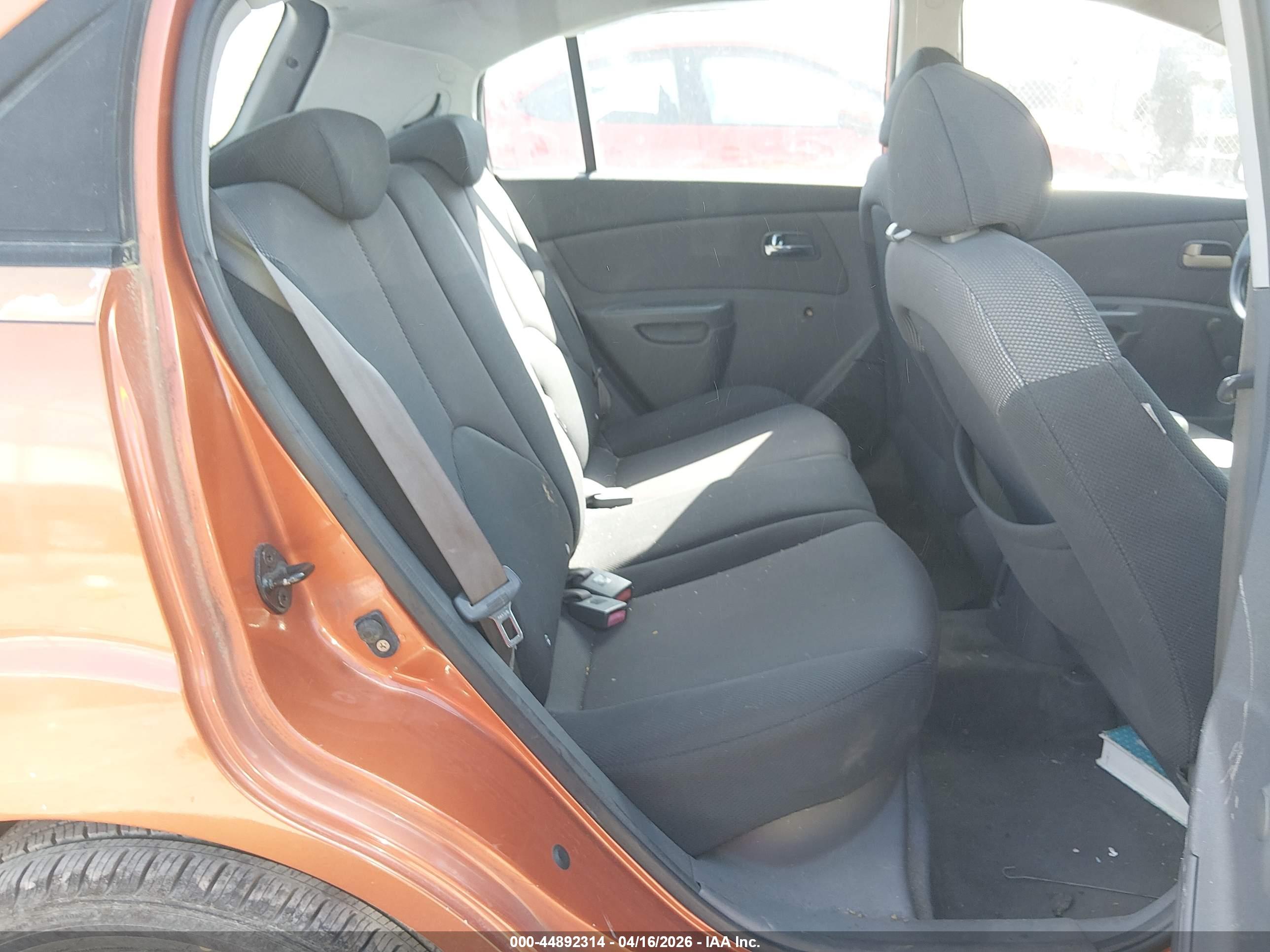 KIA RIO5 image 8