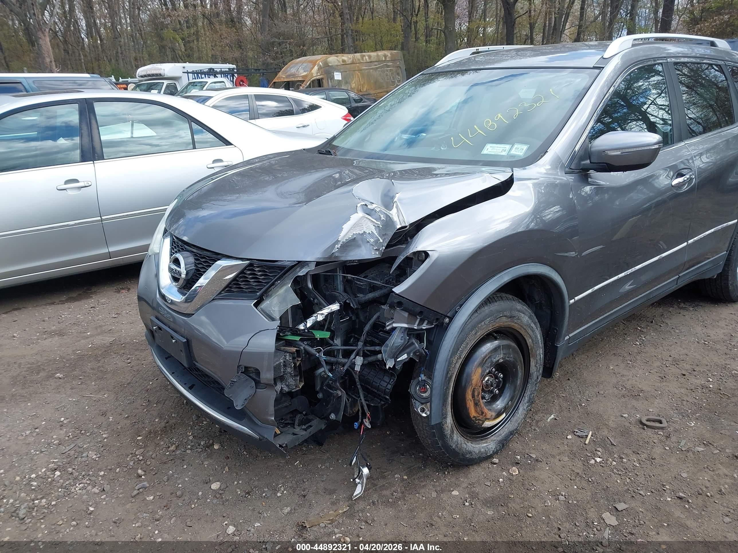NISSAN ROGUE image 6