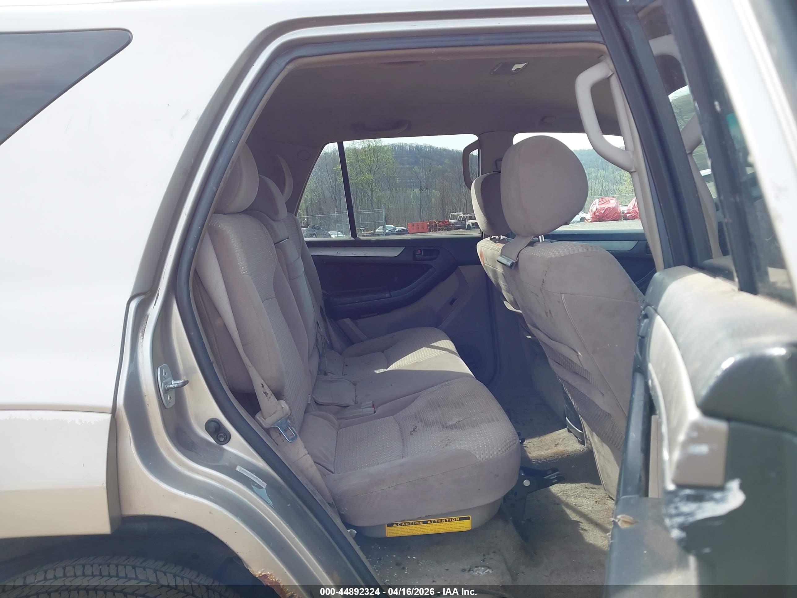TOYOTA 4RUNNER image 8
