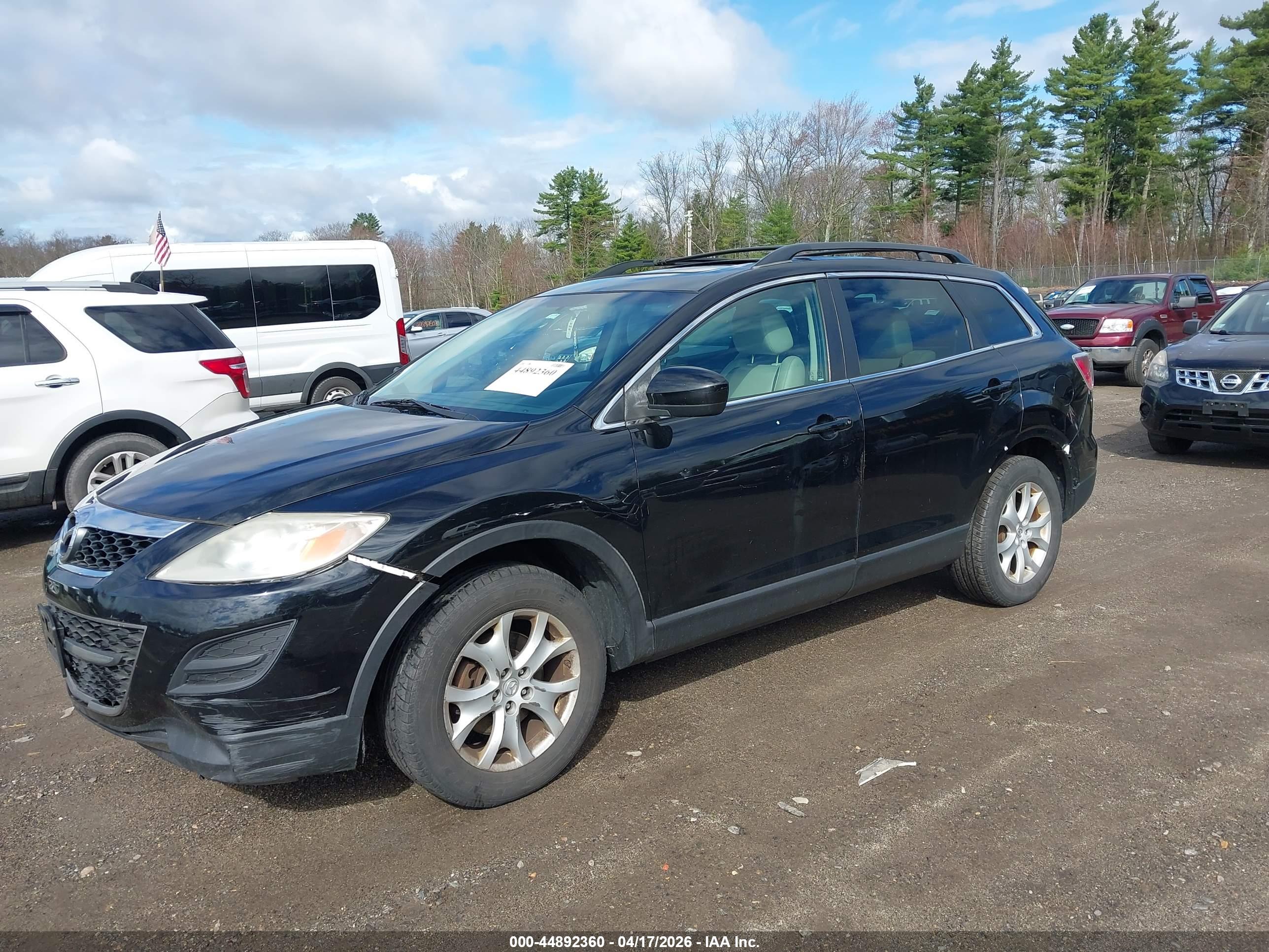 MAZDA CX-9 image 2