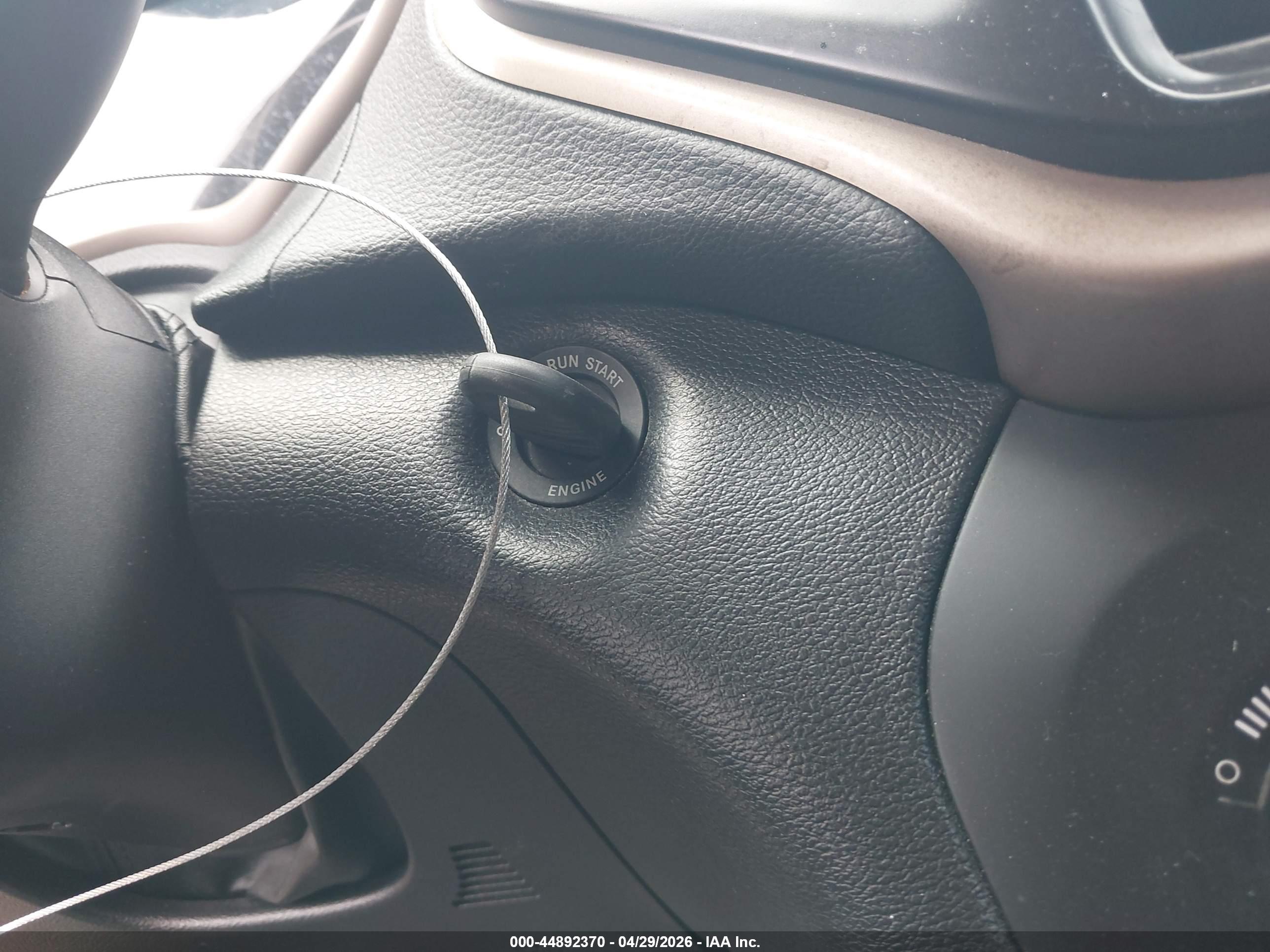 JEEP CHEROKEE image 11