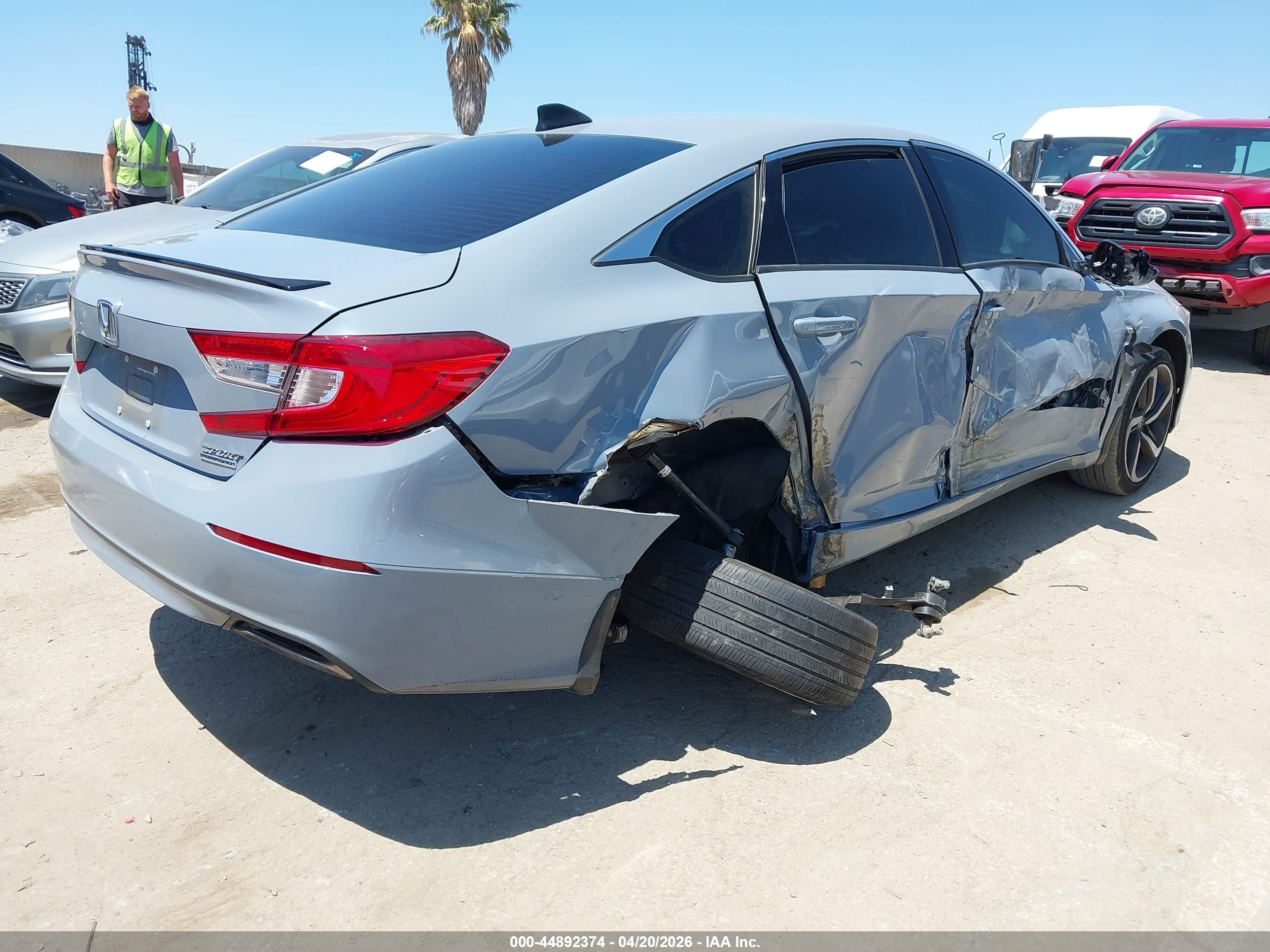 HONDA ACCORD image 4