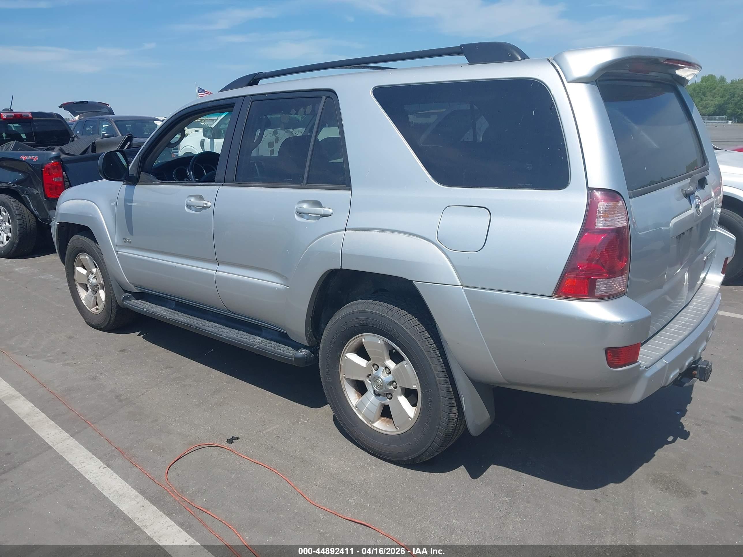 TOYOTA 4RUNNER image 3