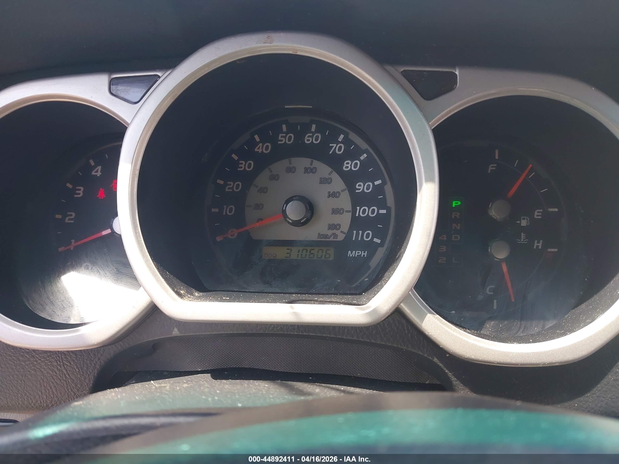 TOYOTA 4RUNNER image 7
