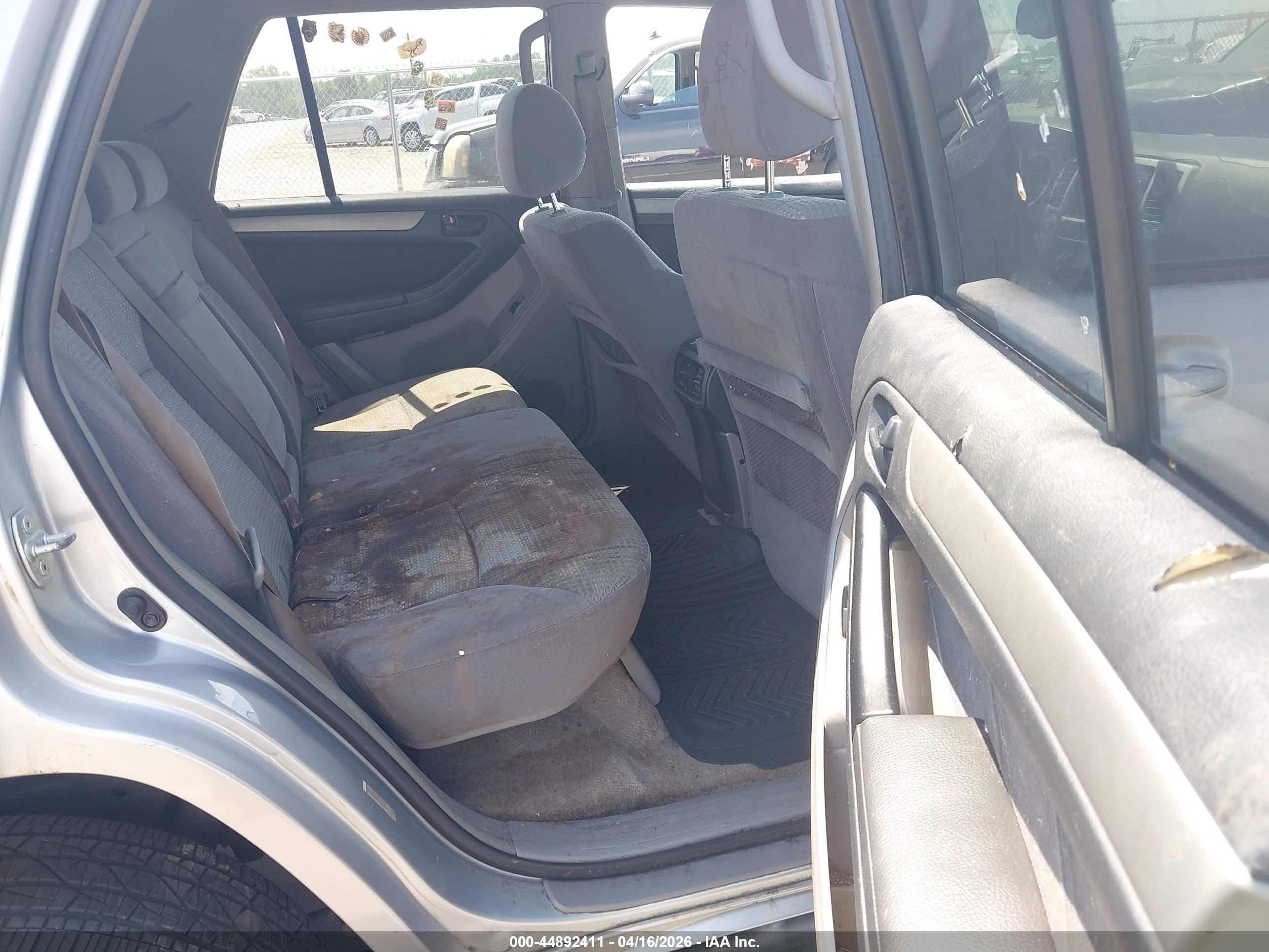 TOYOTA 4RUNNER image 8