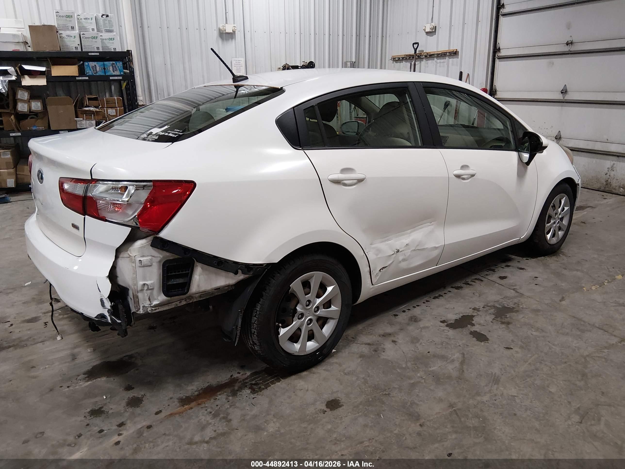 KIA RIO image 4