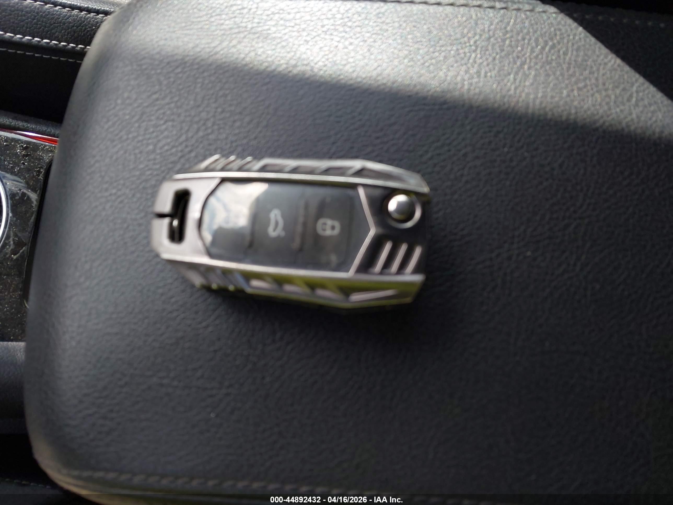 VOLKSWAGEN PASSAT image 11