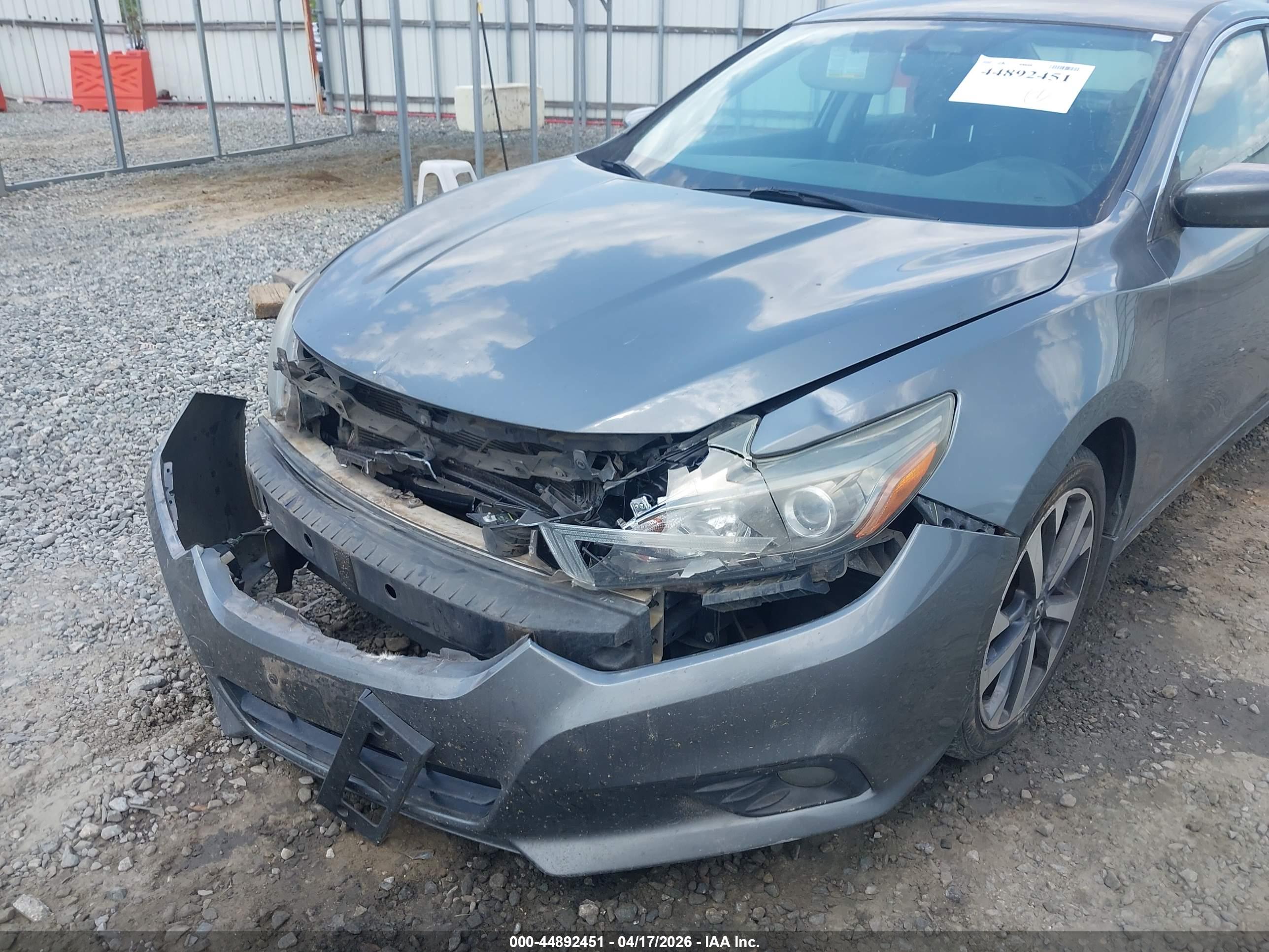 NISSAN ALTIMA image 6