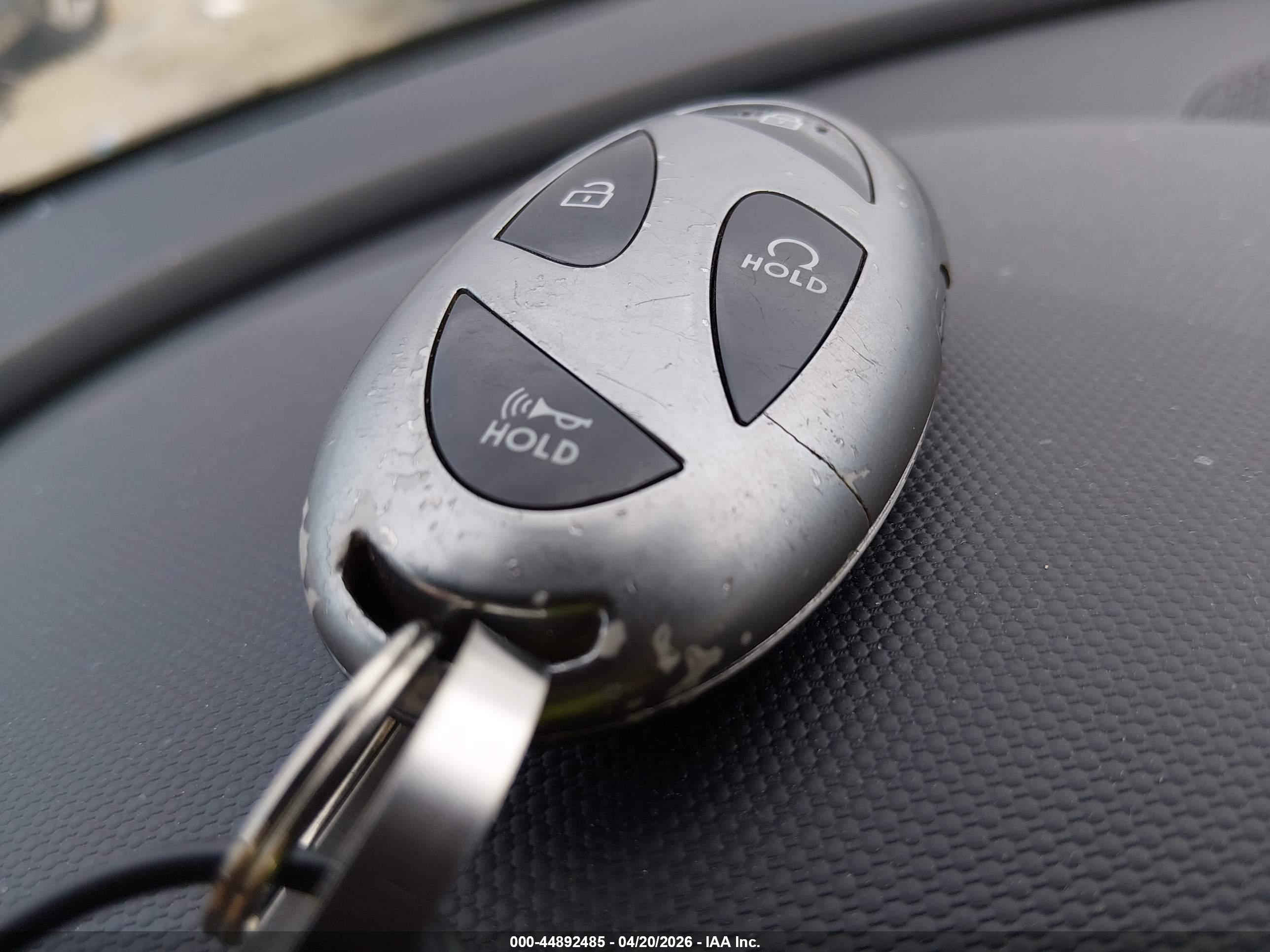 HYUNDAI ELANTRA image 11