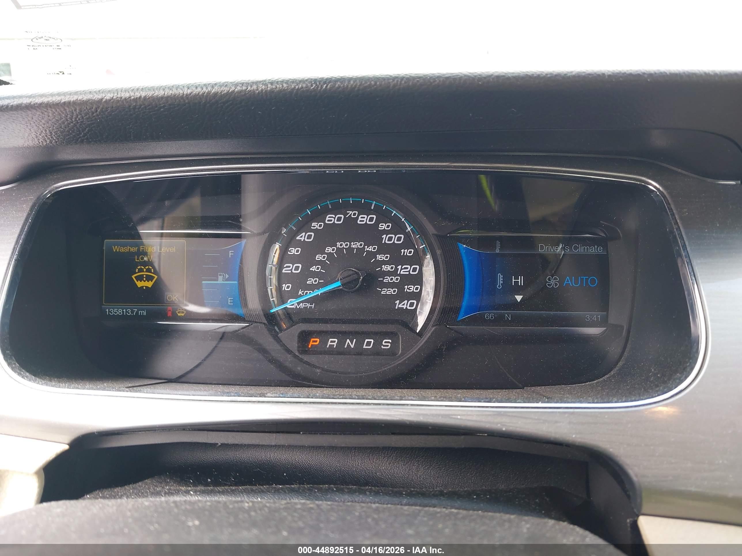 FORD TAURUS image 7