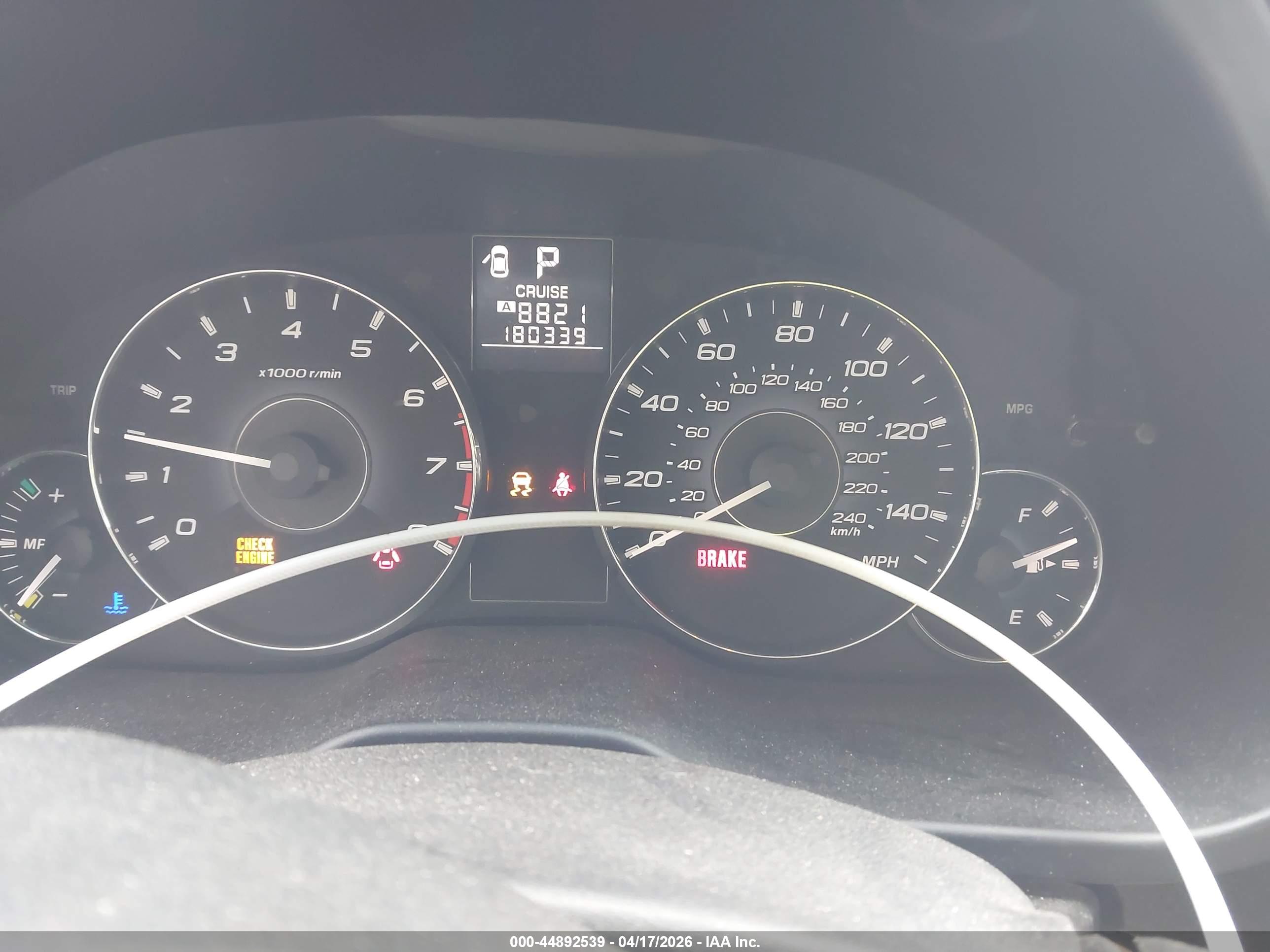 SUBARU OUTBACK image 7