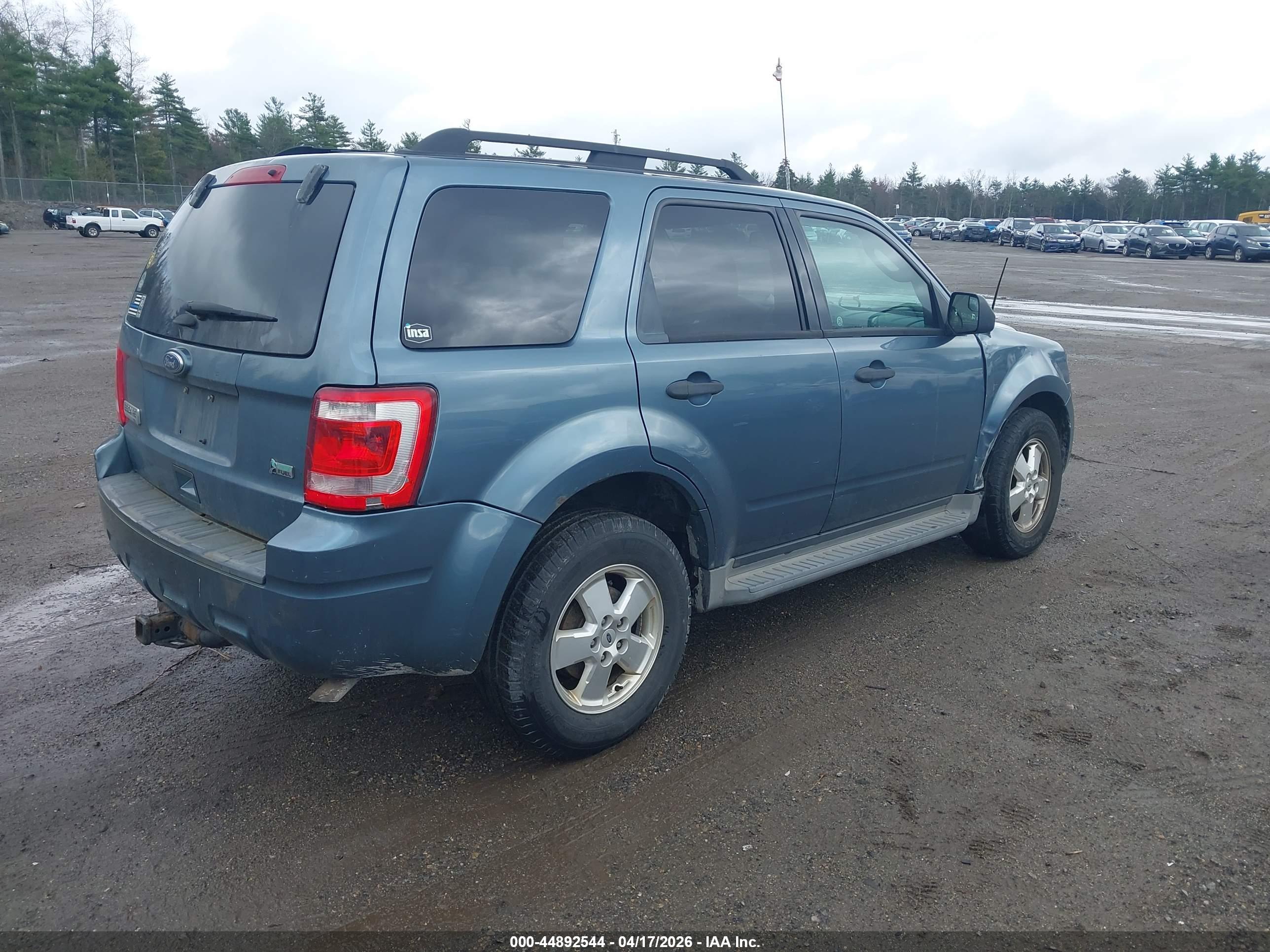 FORD ESCAPE image 4