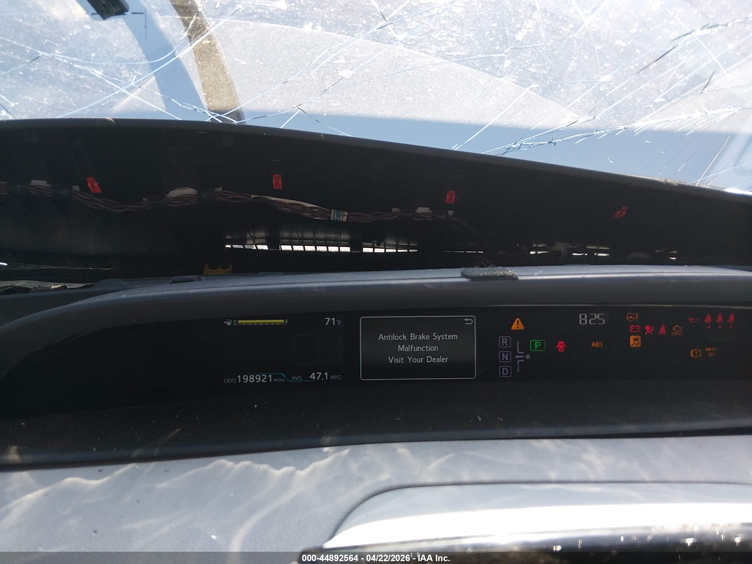 TOYOTA PRIUS image 7