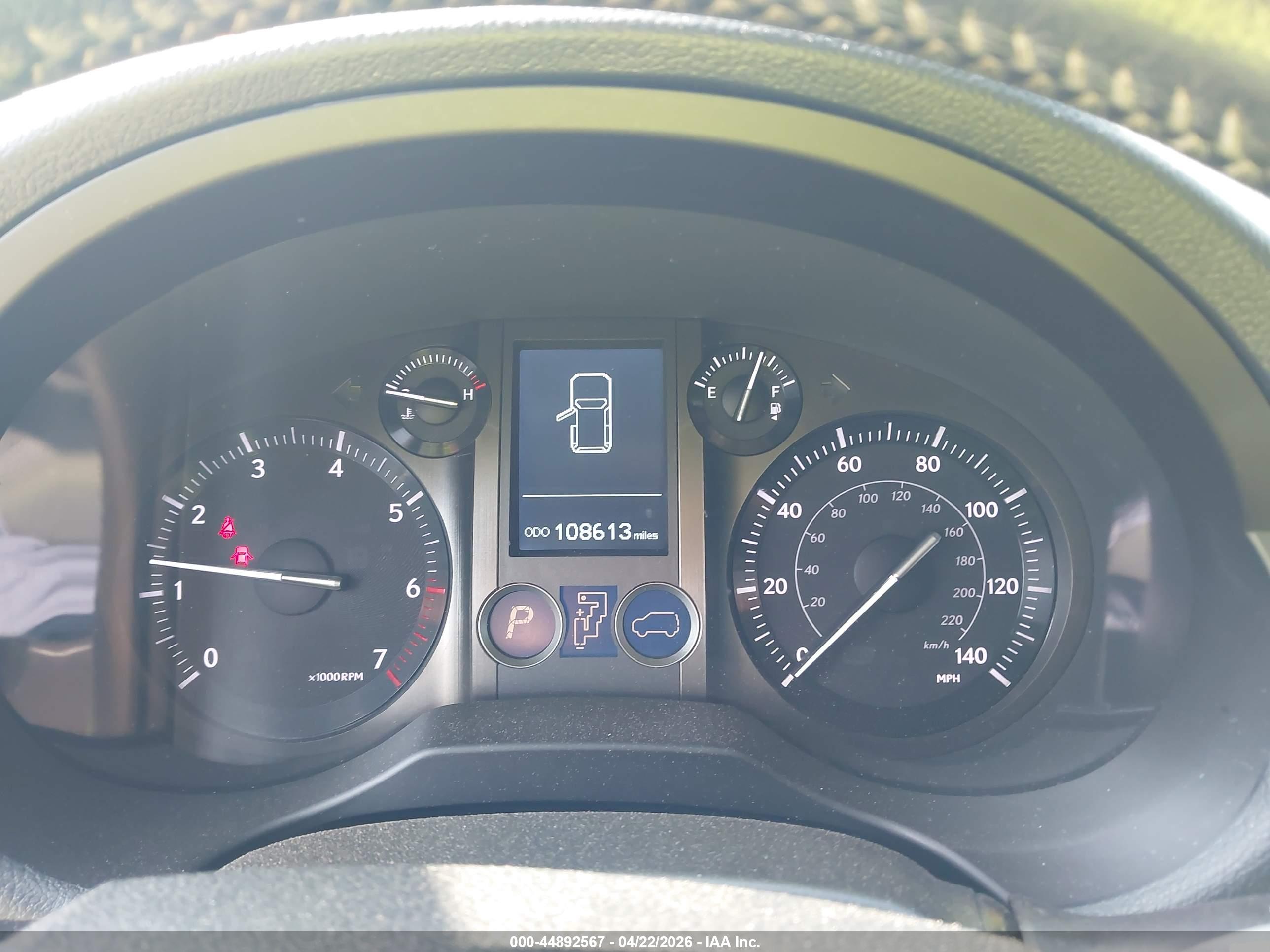 LEXUS GX image 7