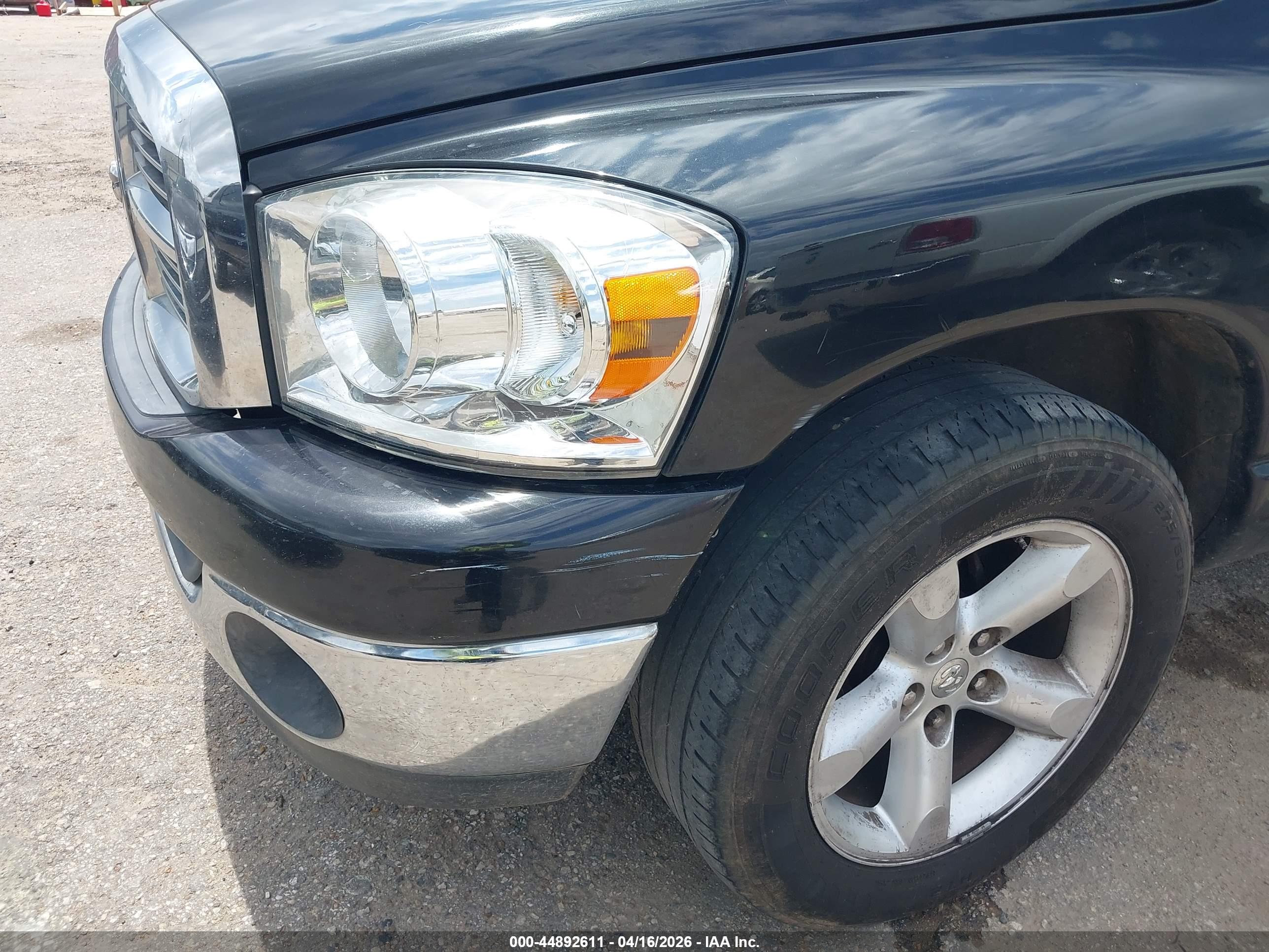DODGE RAM image 6