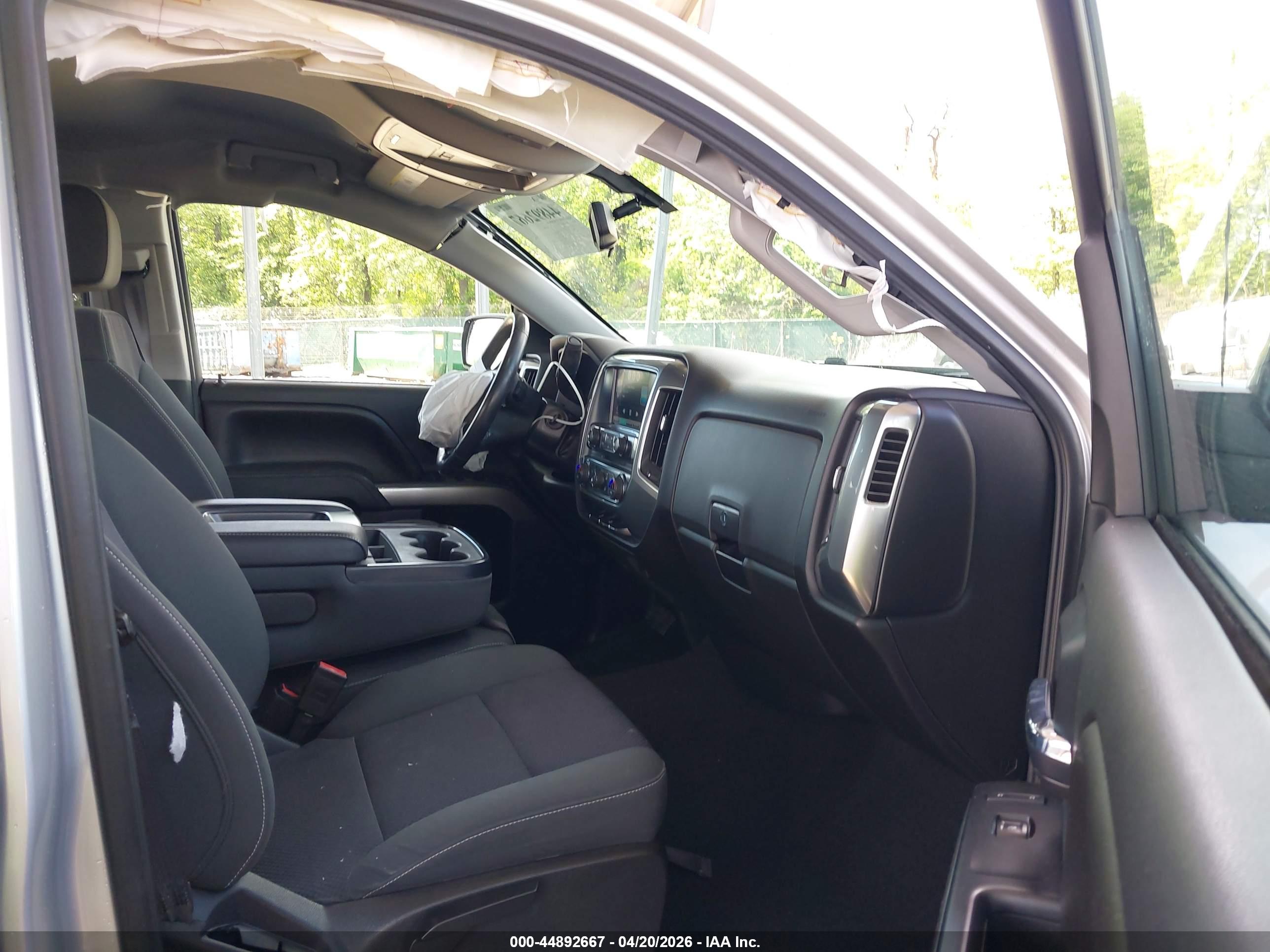 CHEVROLET SILVERADO image 5