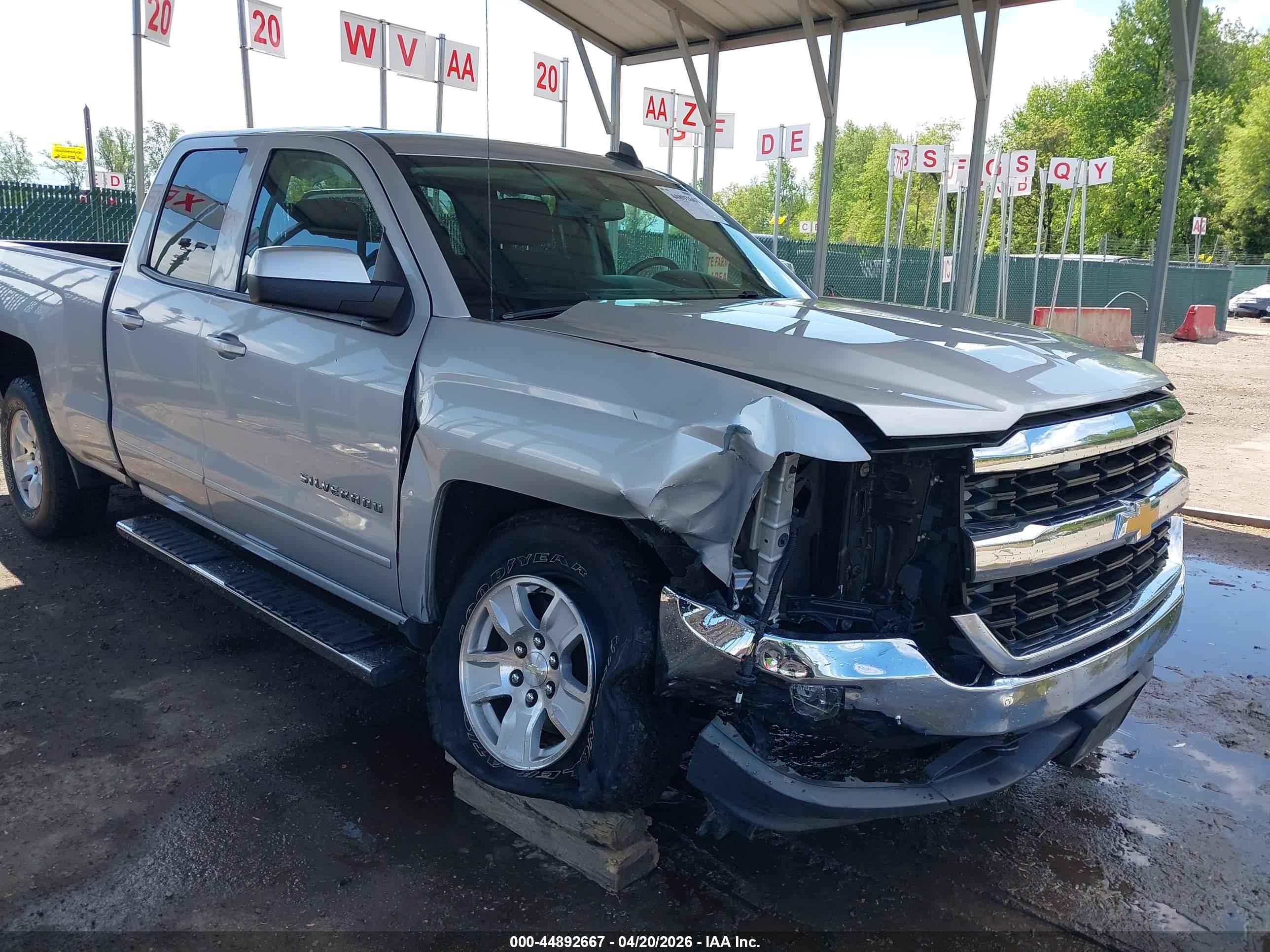 CHEVROLET SILVERADO image 6