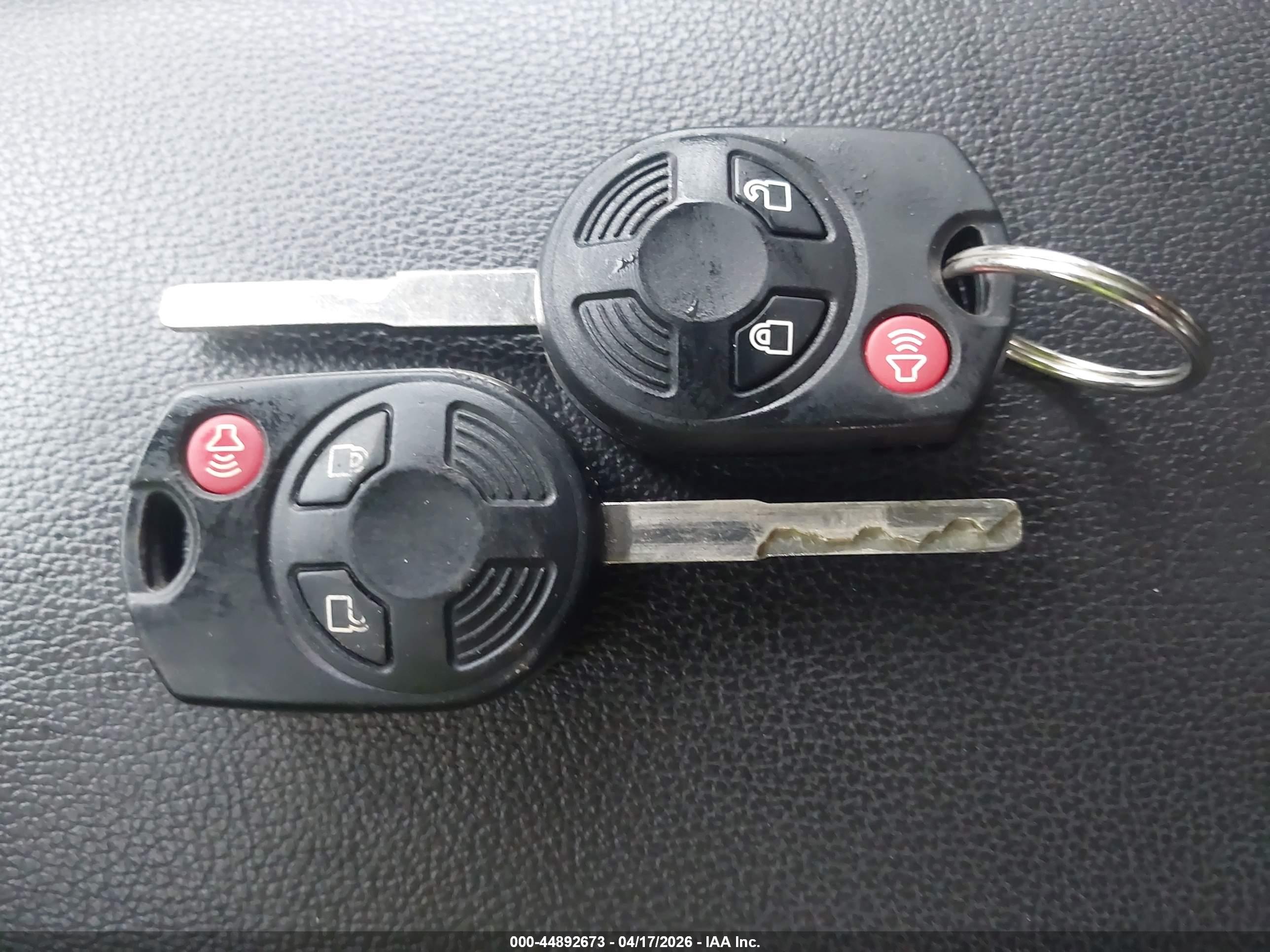 FORD ESCAPE image 11