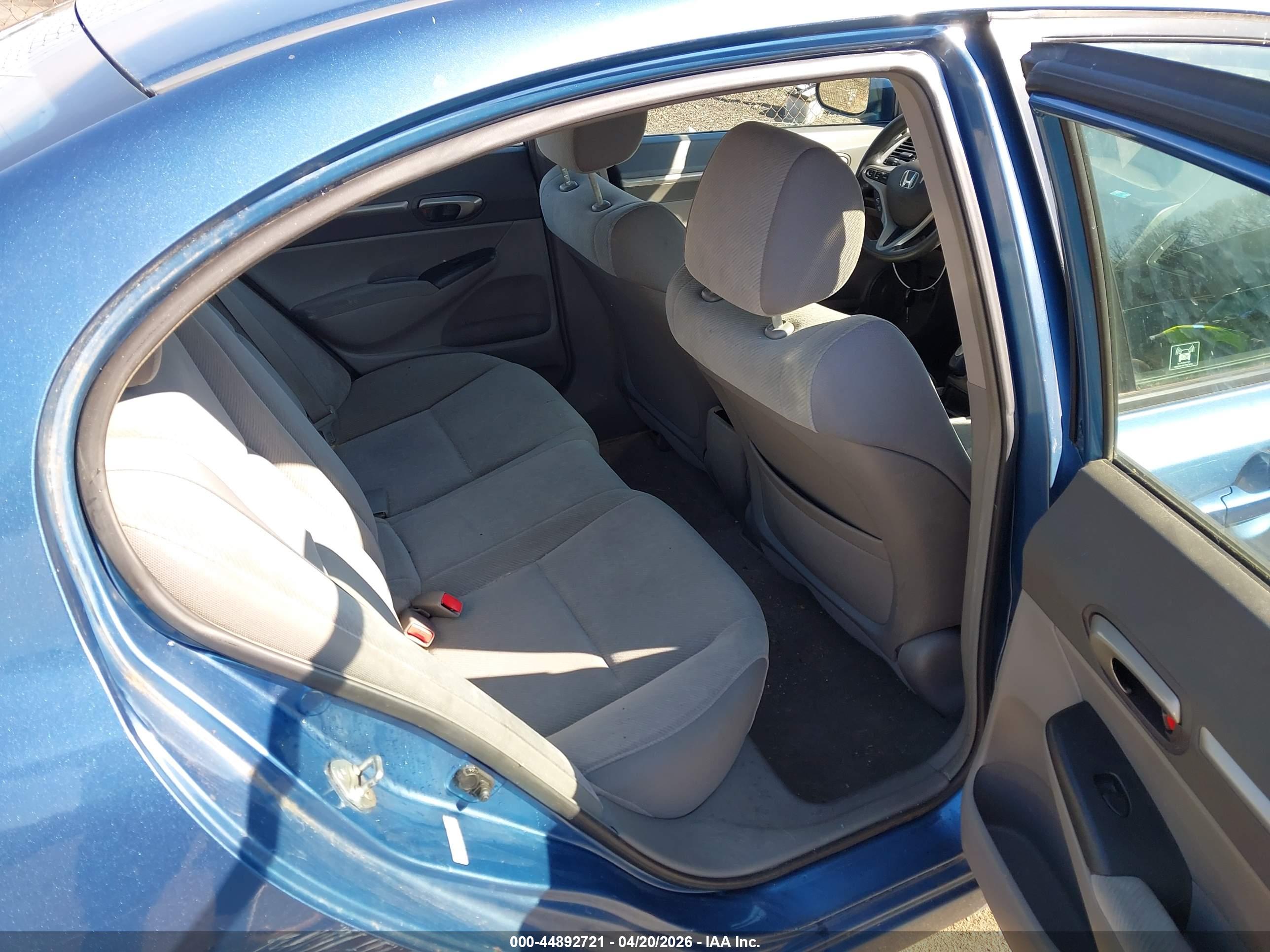 HONDA CIVIC image 8