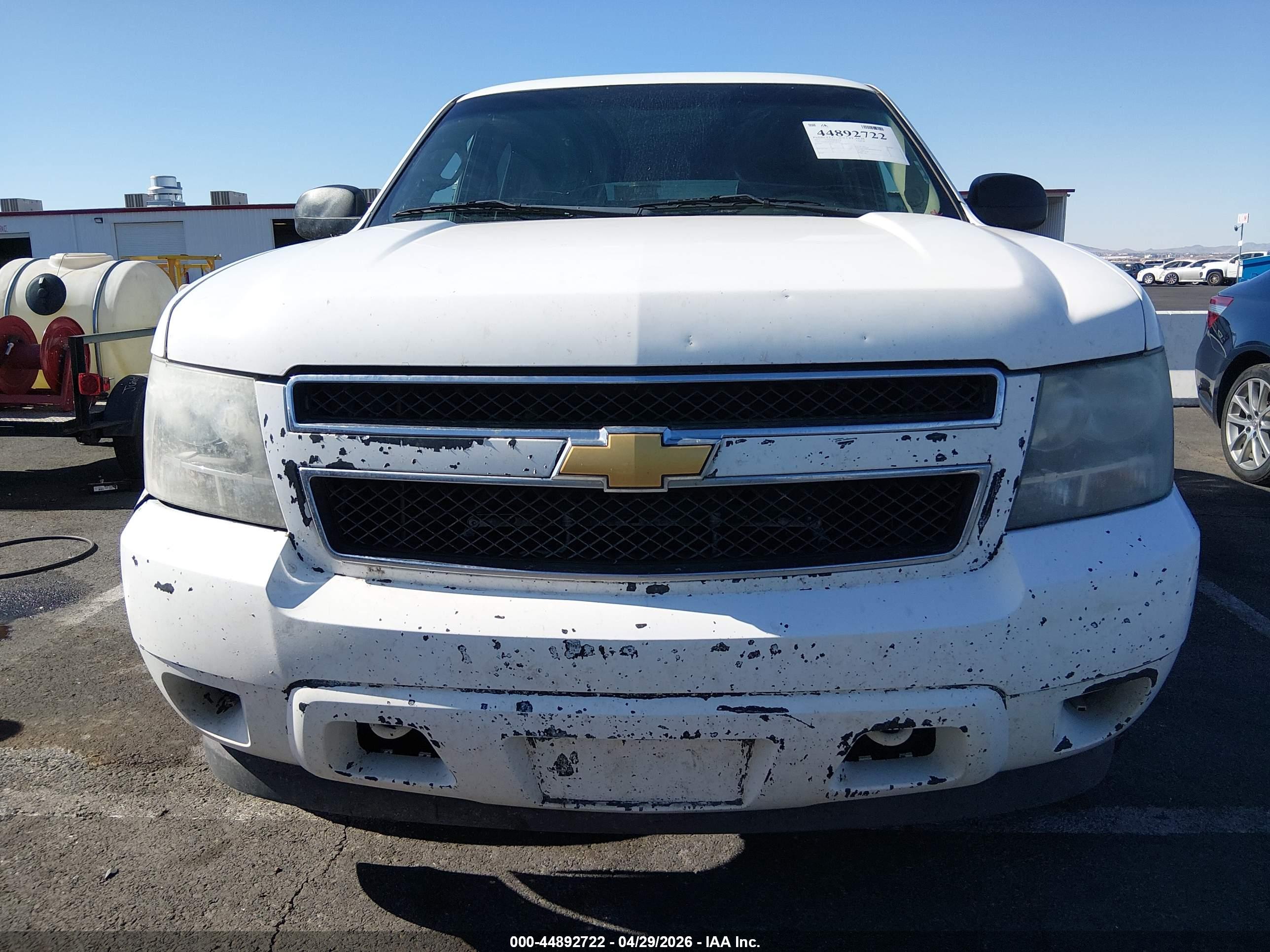 CHEVROLET TAHOE image 6