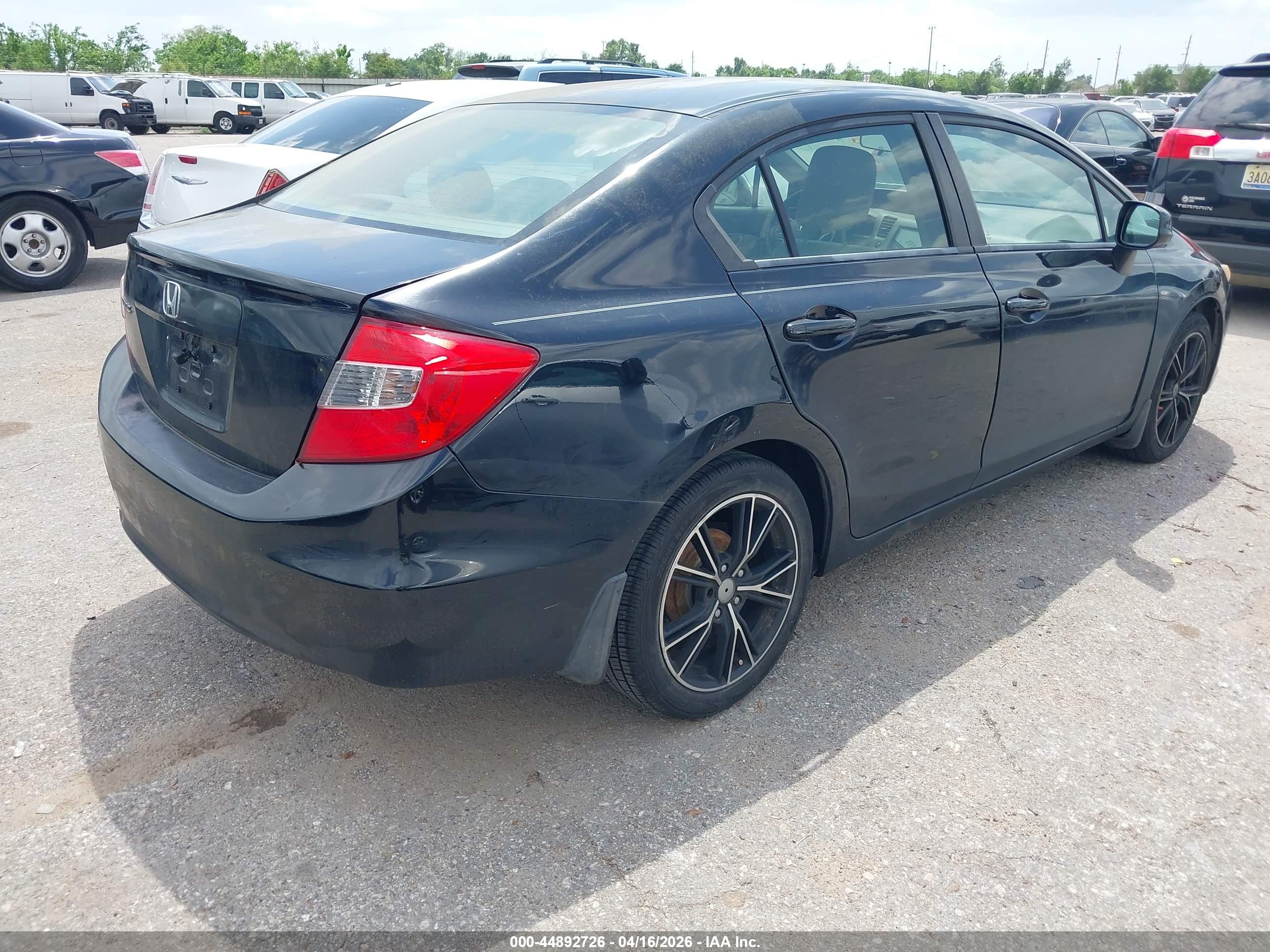 HONDA CIVIC image 4