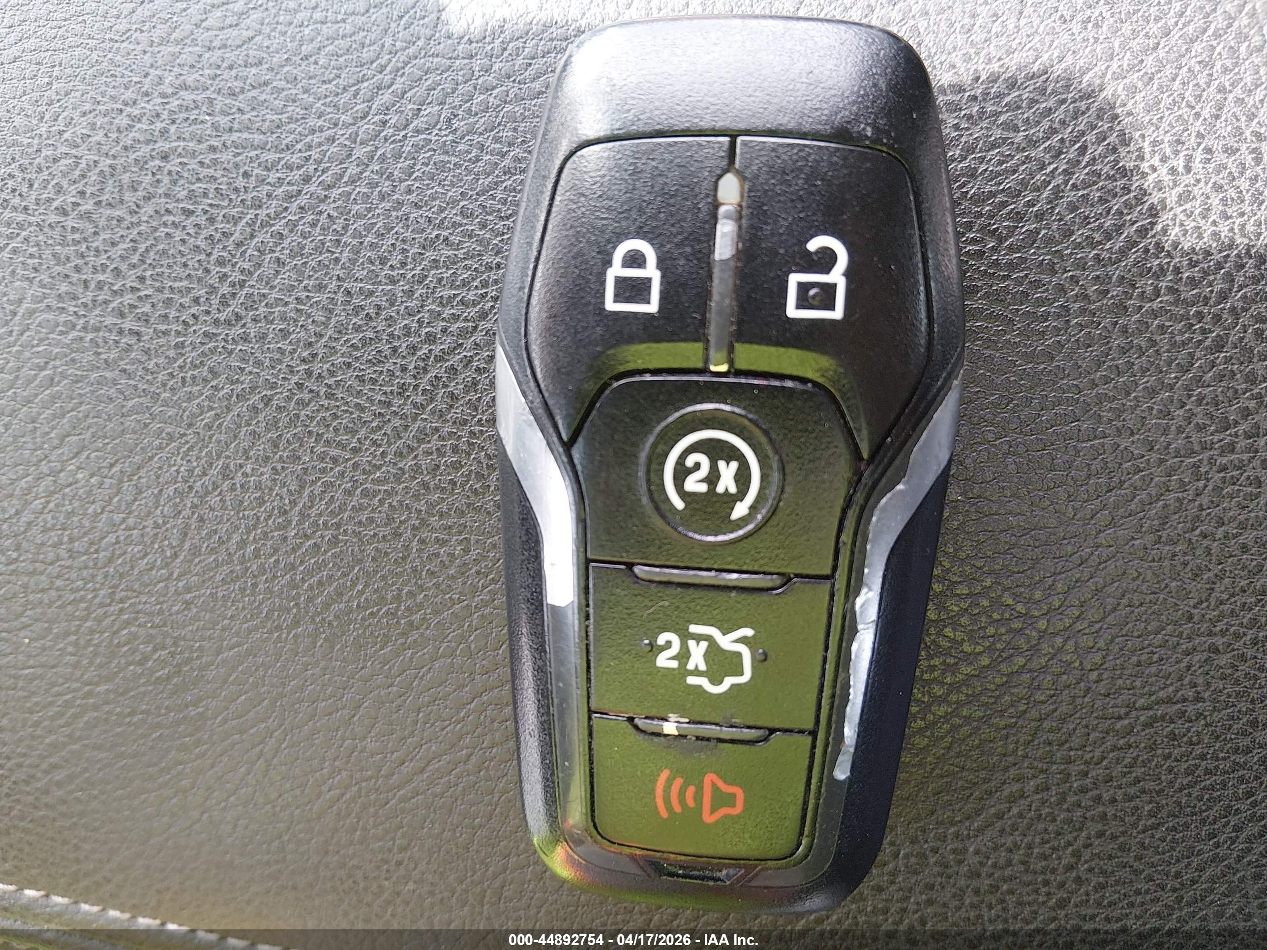 LINCOLN MKZ image 11