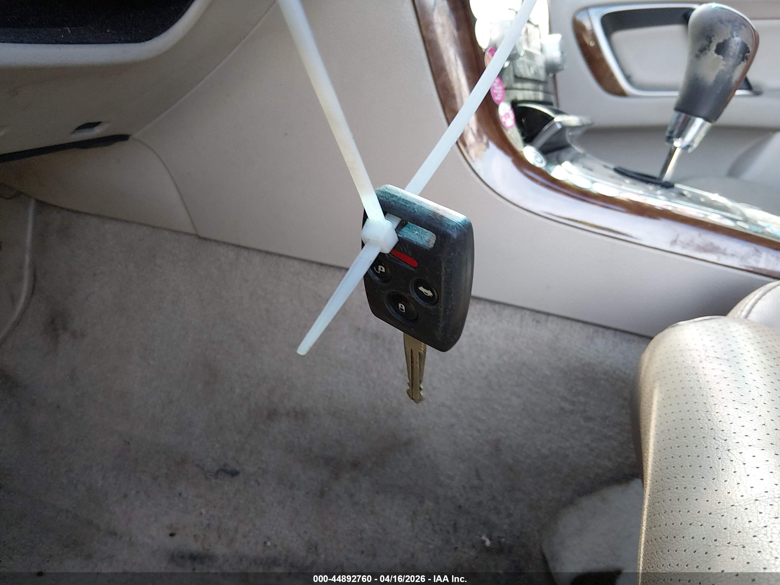 SUBARU OUTBACK image 11