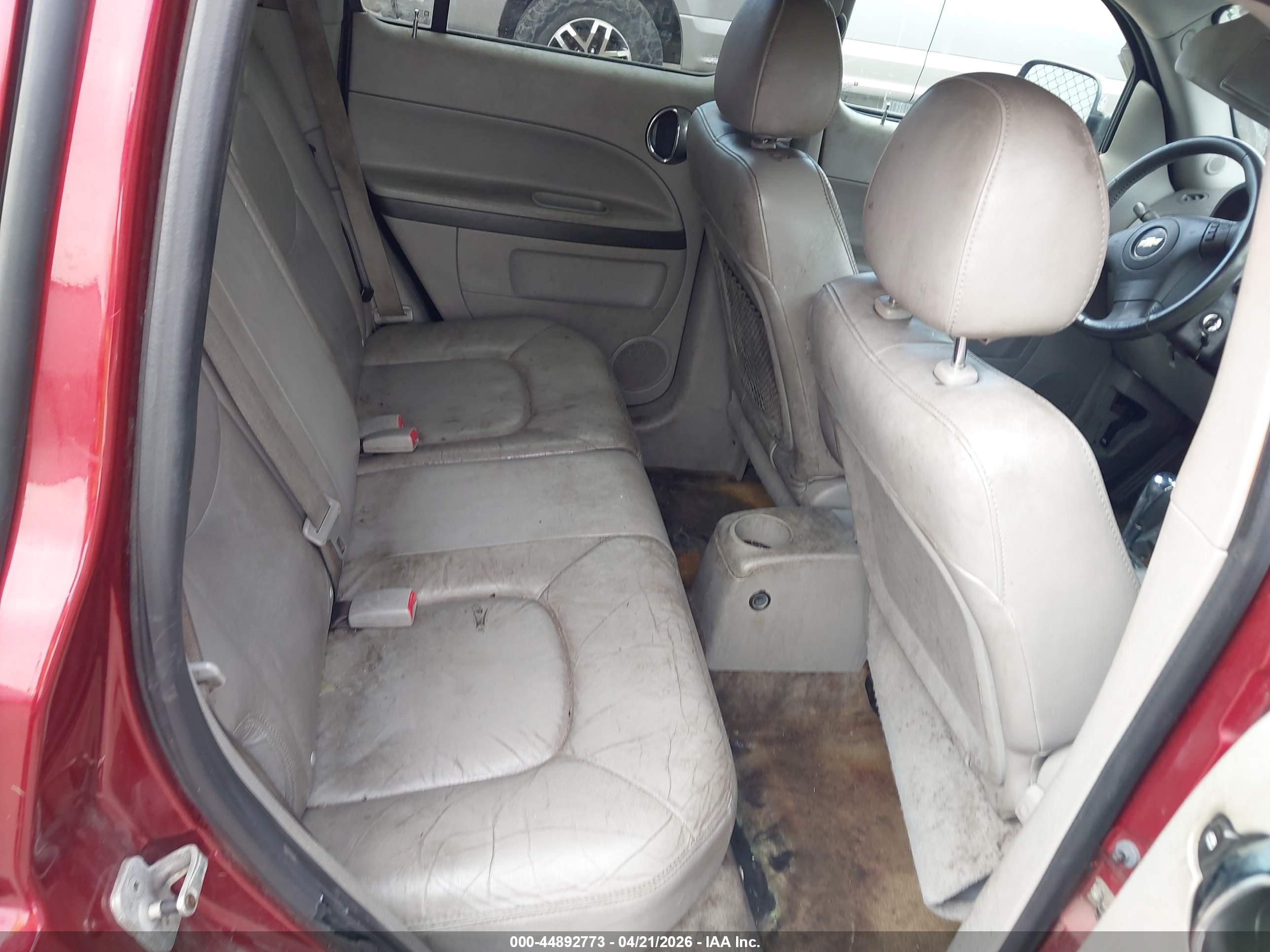 CHEVROLET HHR image 8