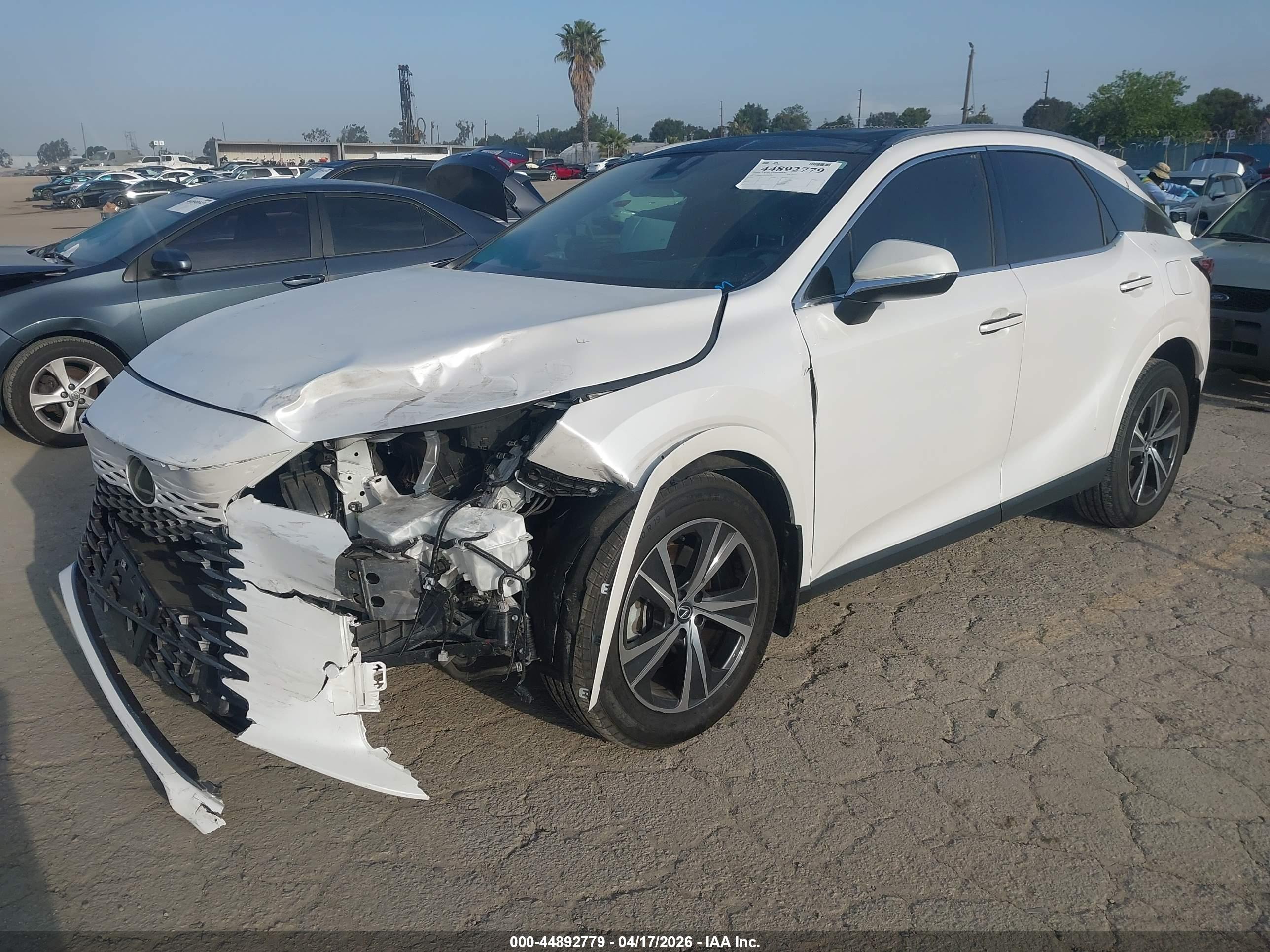 LEXUS RX image 2