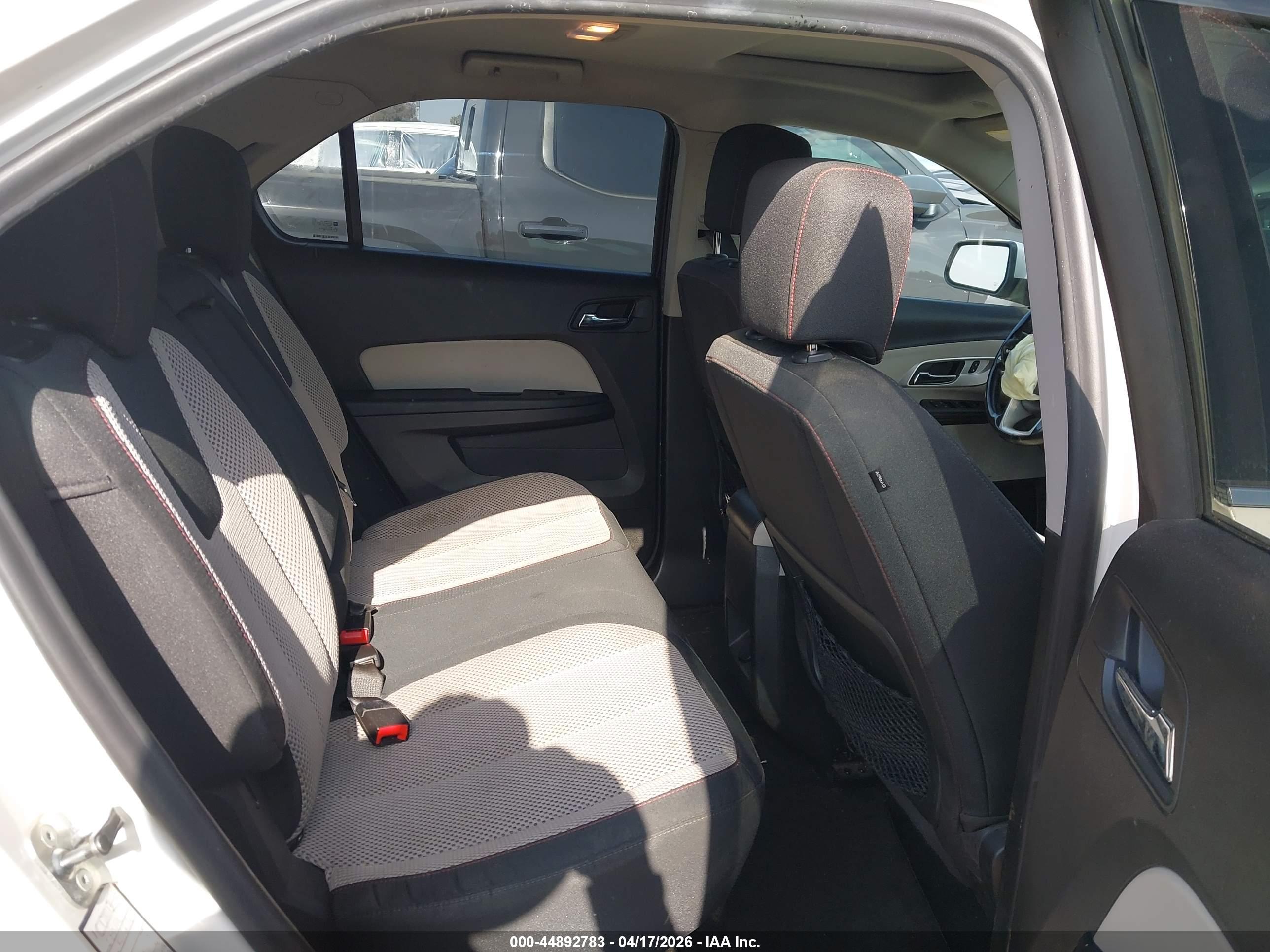 CHEVROLET EQUINOX image 8