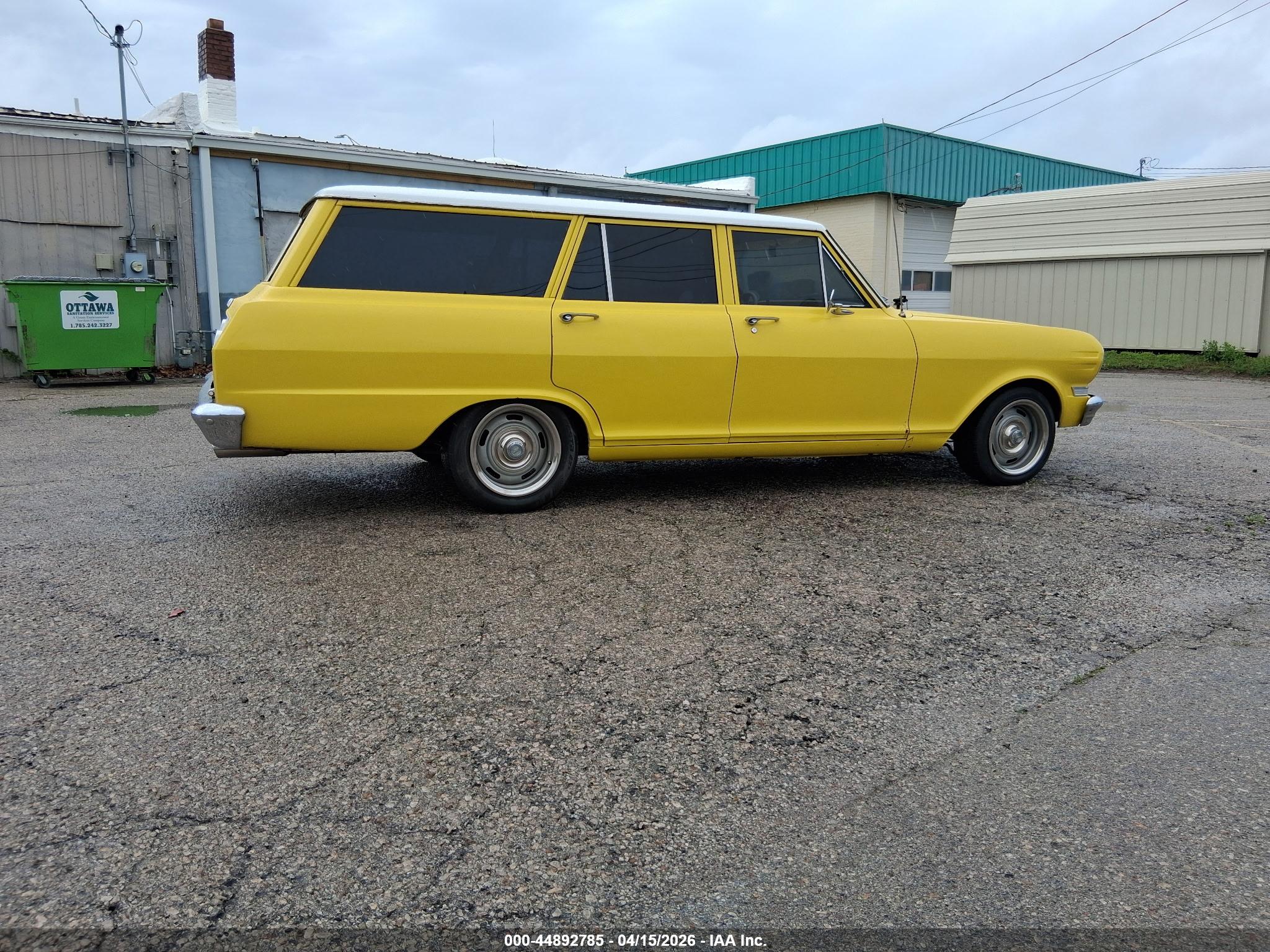 CHEVROLET NOVA image 4
