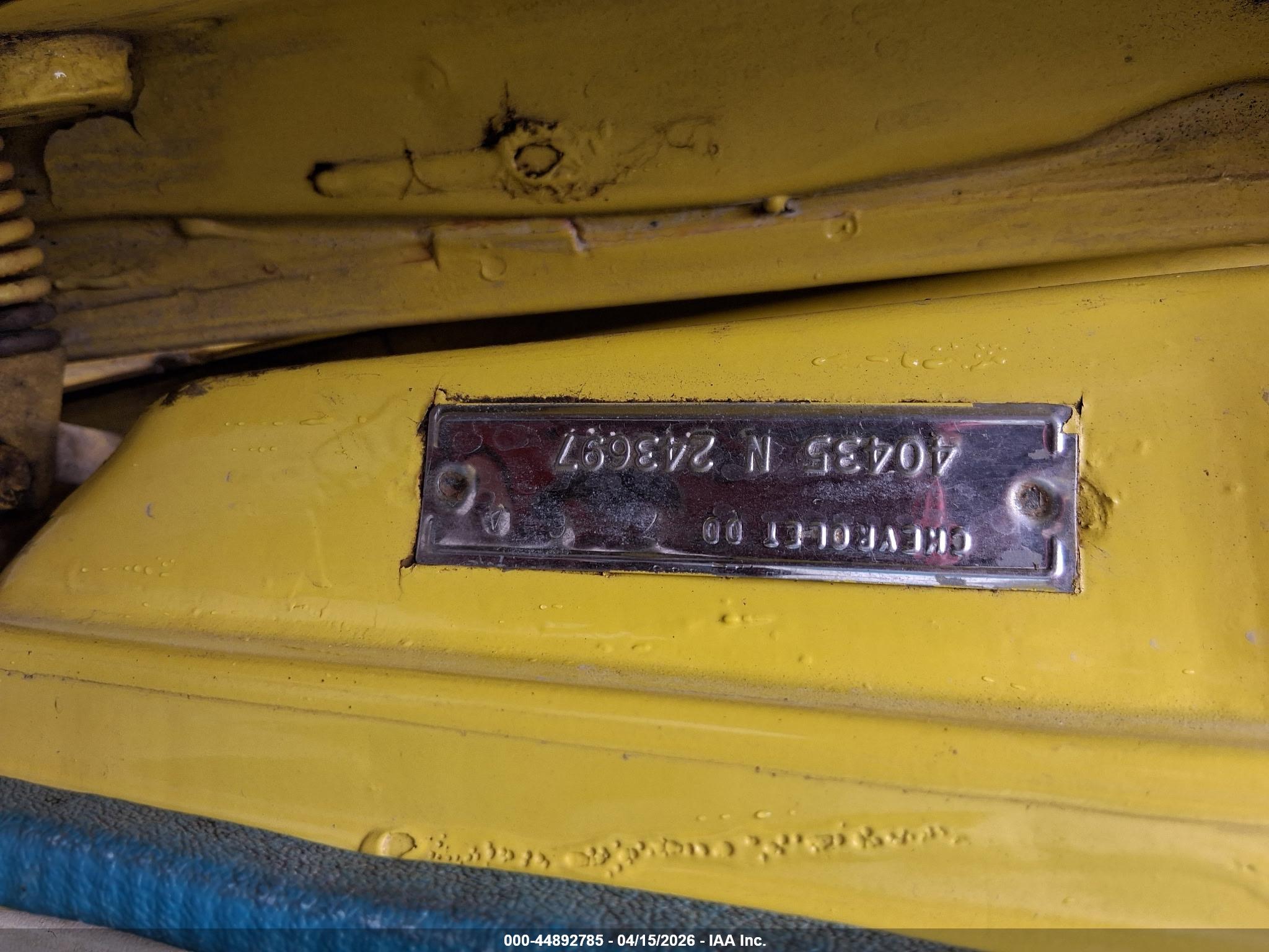 CHEVROLET NOVA image 9