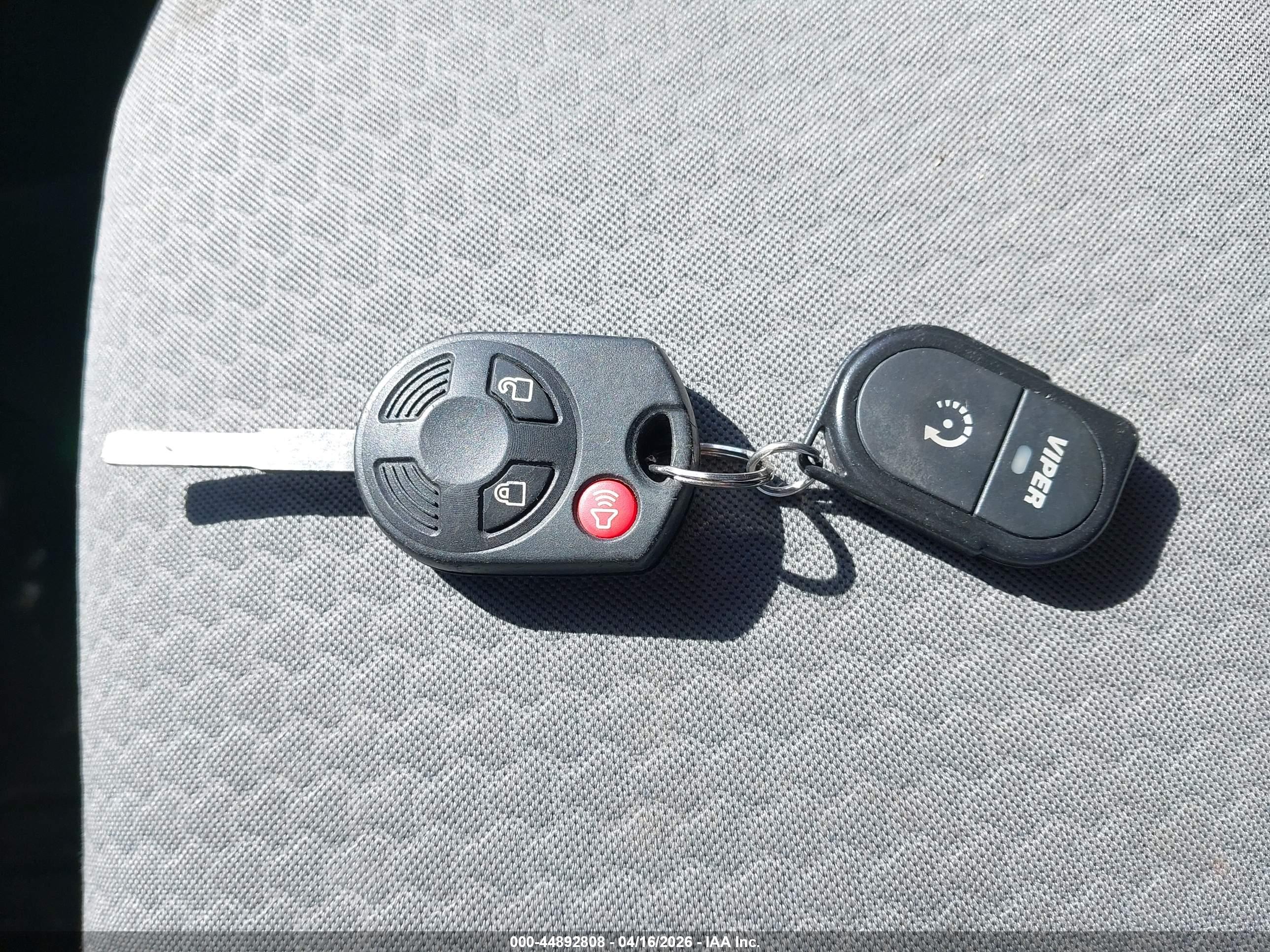 FORD ESCAPE image 11