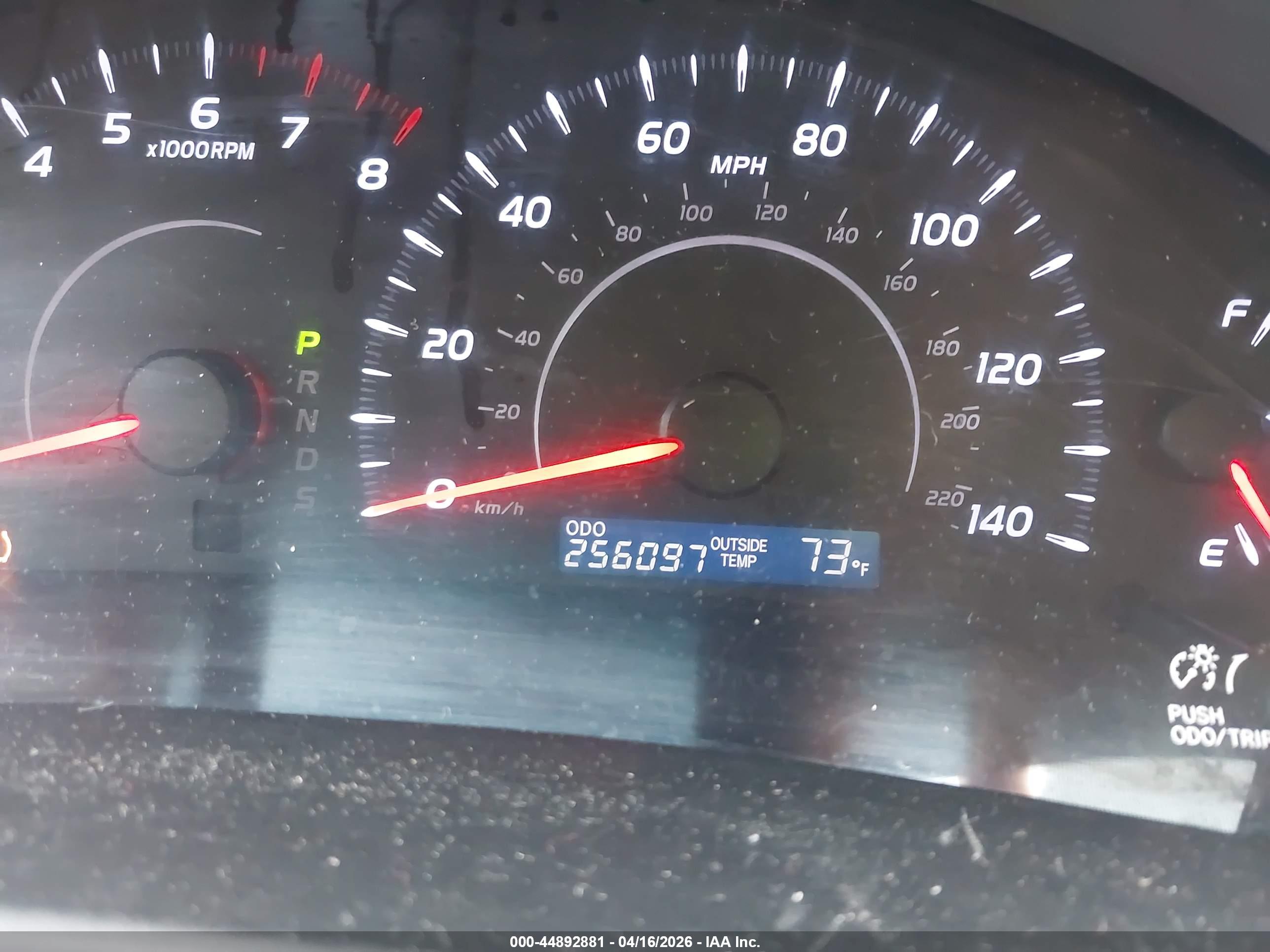 TOYOTA CAMRY image 7