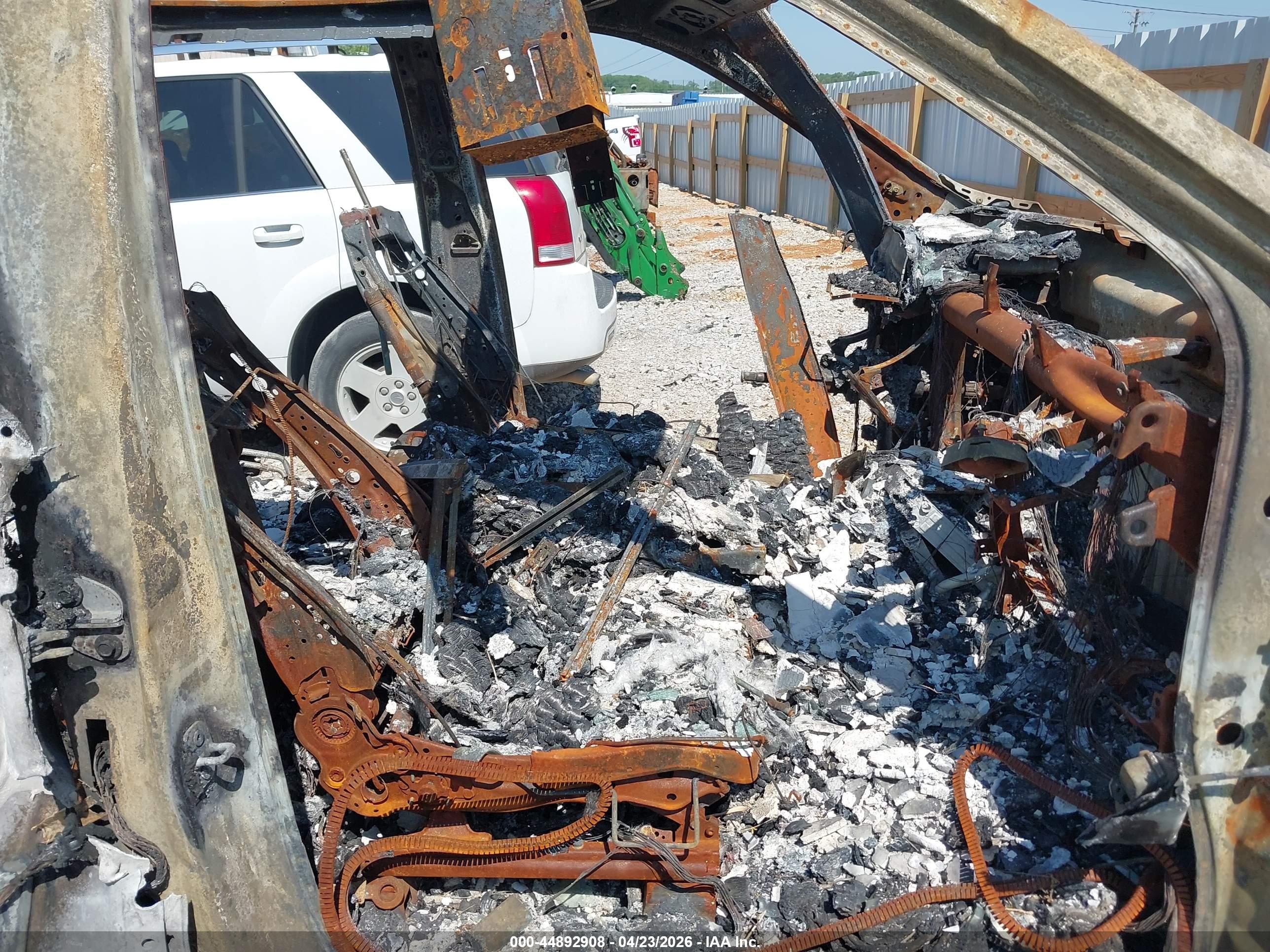 GMC YUKON image 5