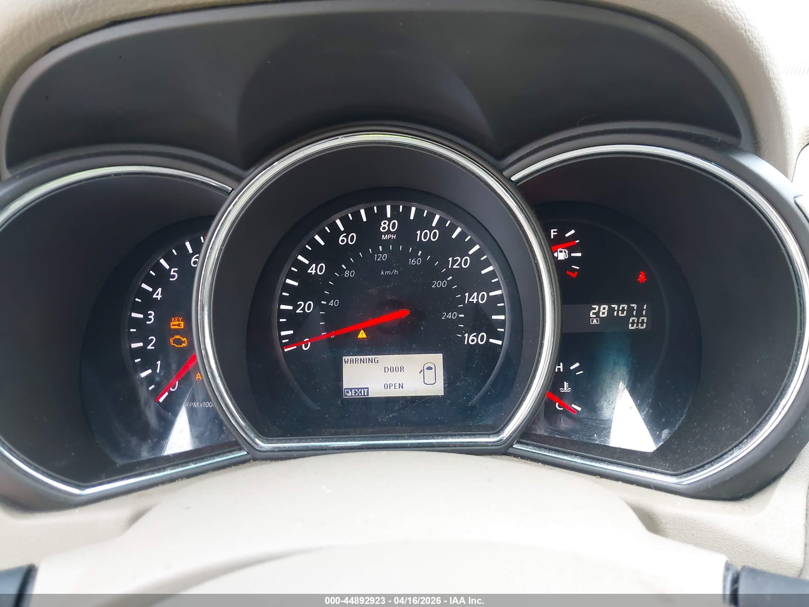 NISSAN MURANO image 7