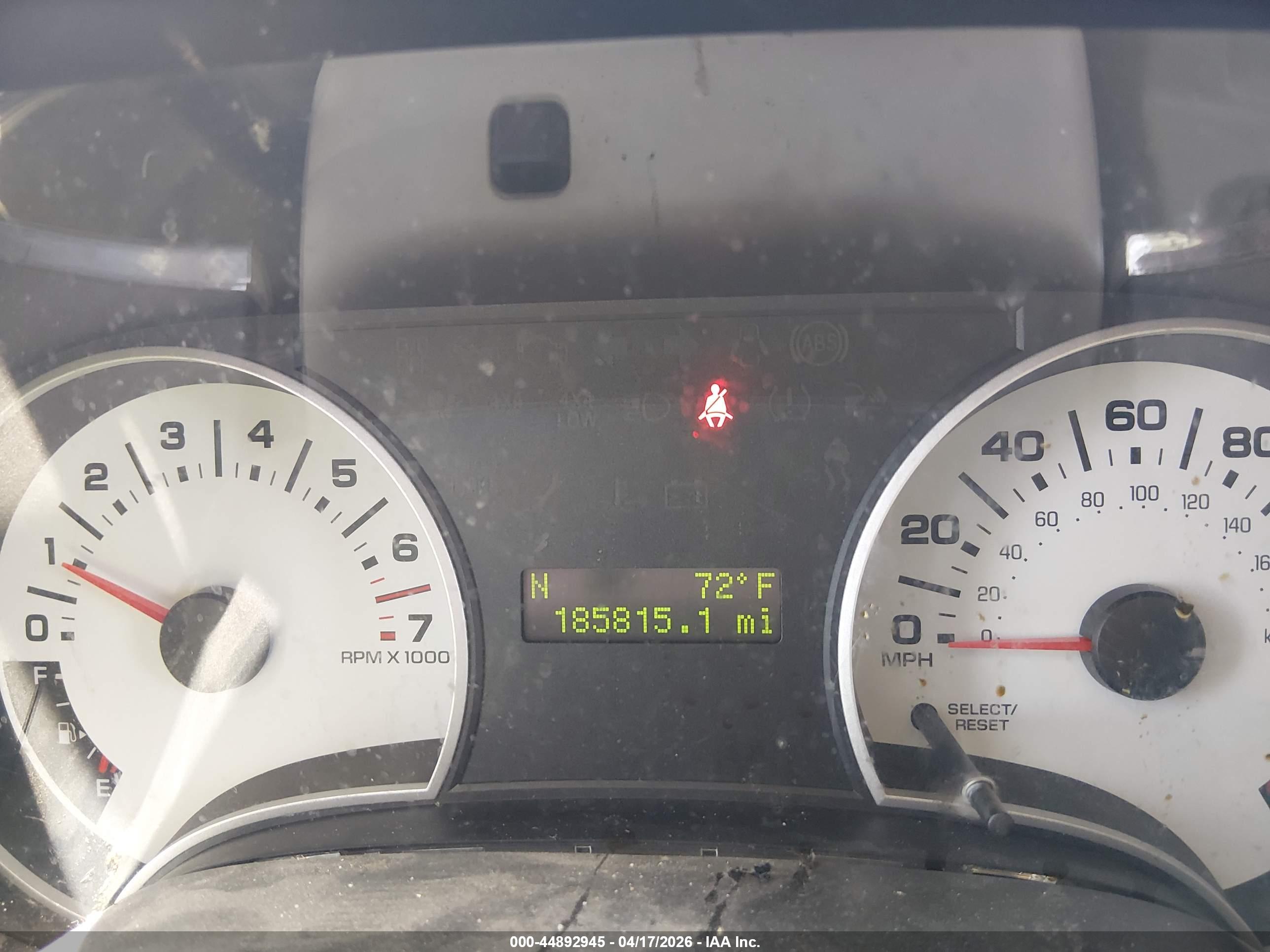 FORD EXPLORER image 7