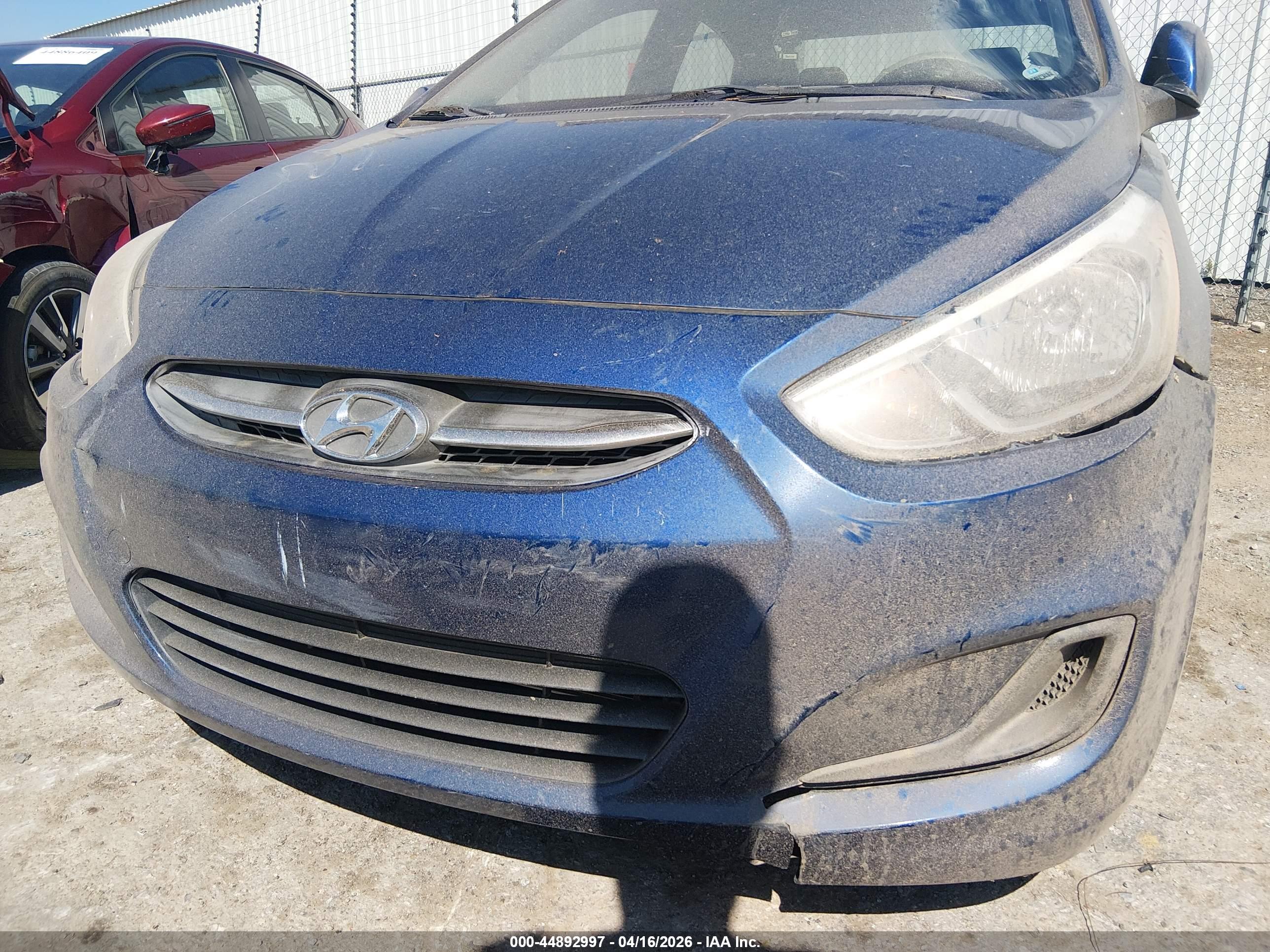 HYUNDAI ACCENT image 6