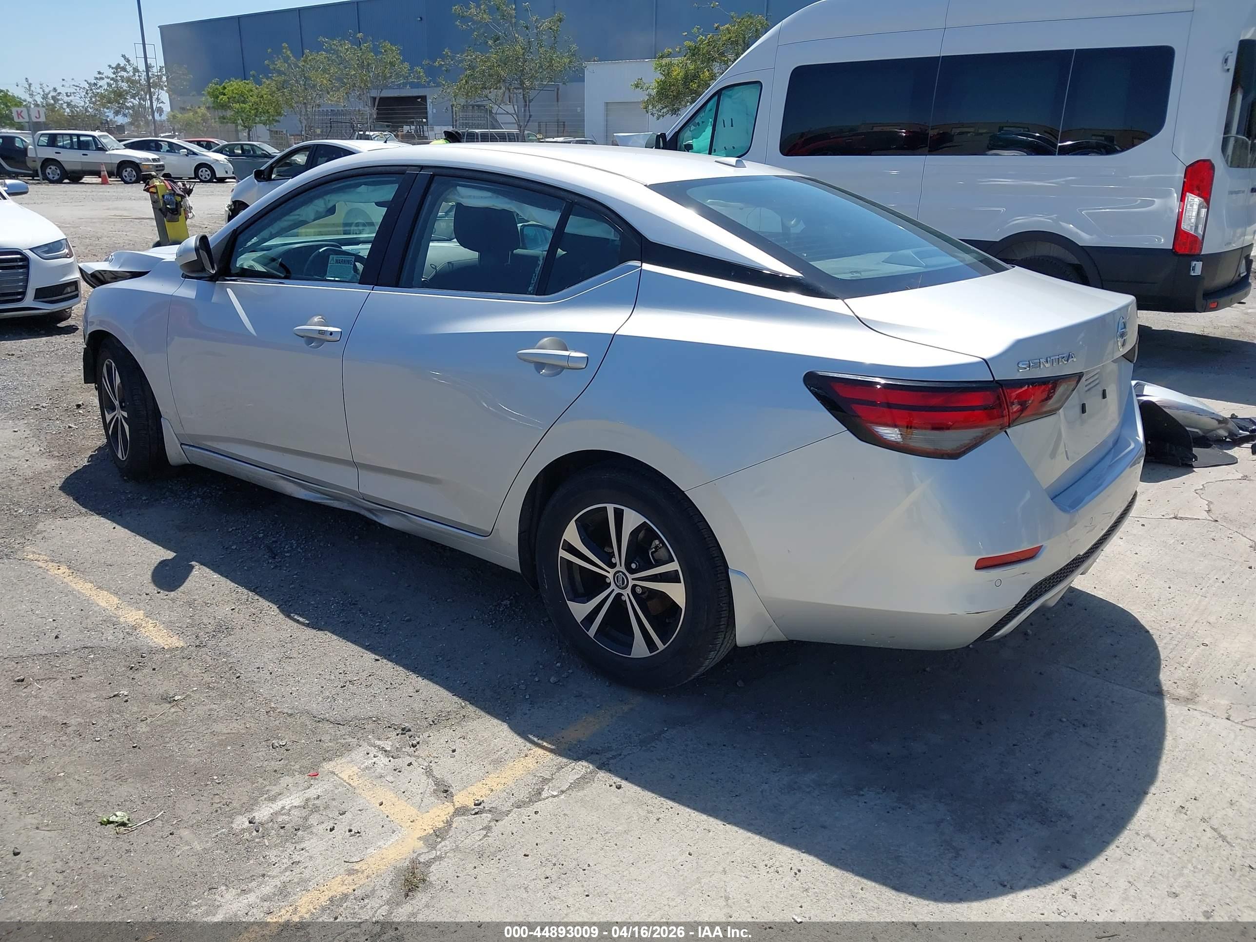 NISSAN SENTRA image 3