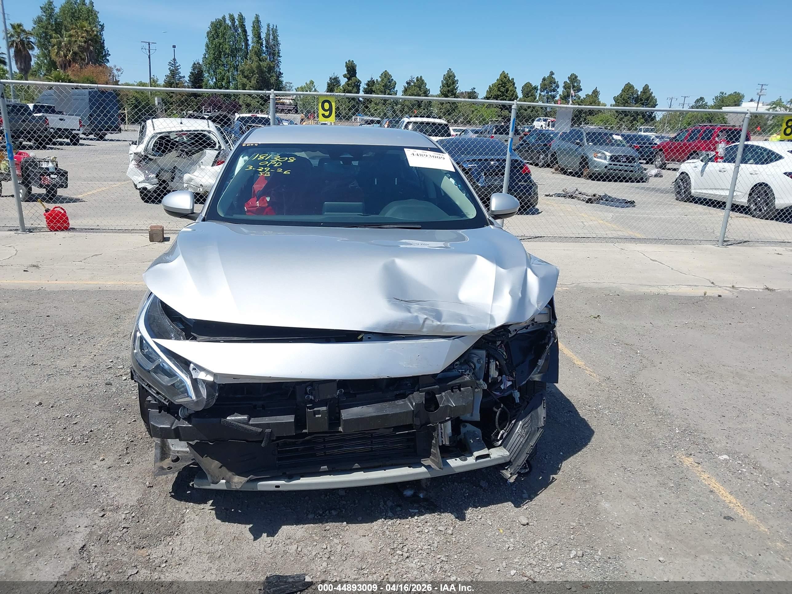 NISSAN SENTRA image 6